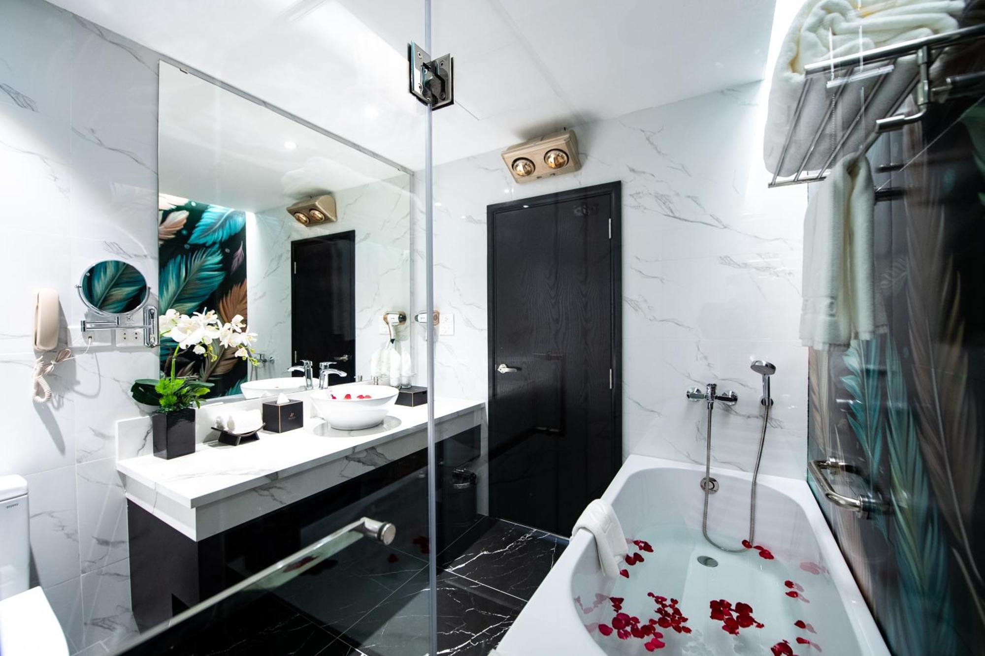 Palago Boutique 4* Hanoi