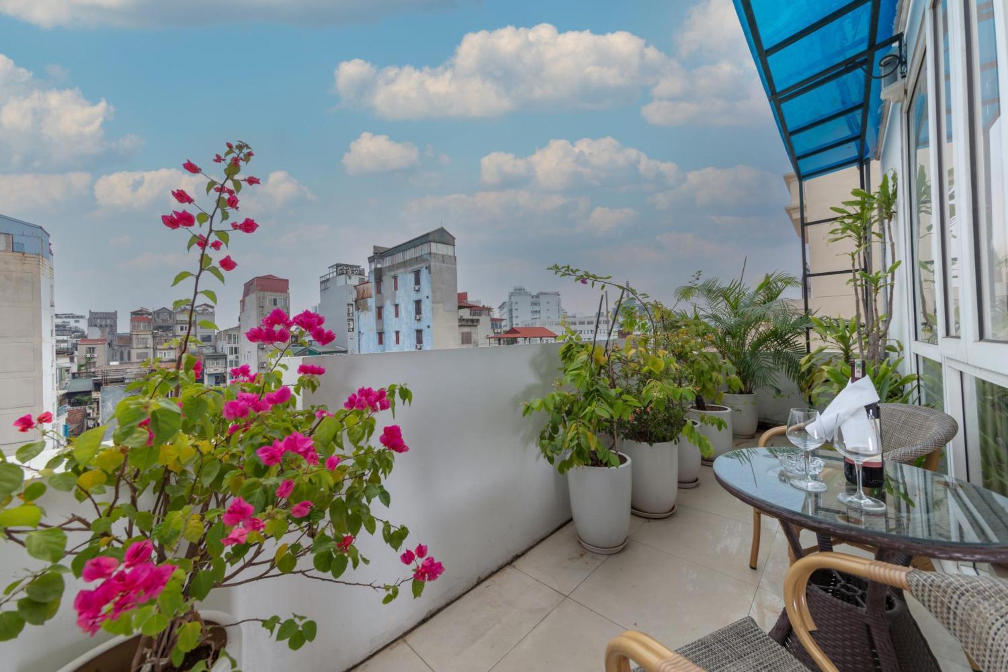 Khách sạn Golden Legend Diamond & Travel Hà Nội