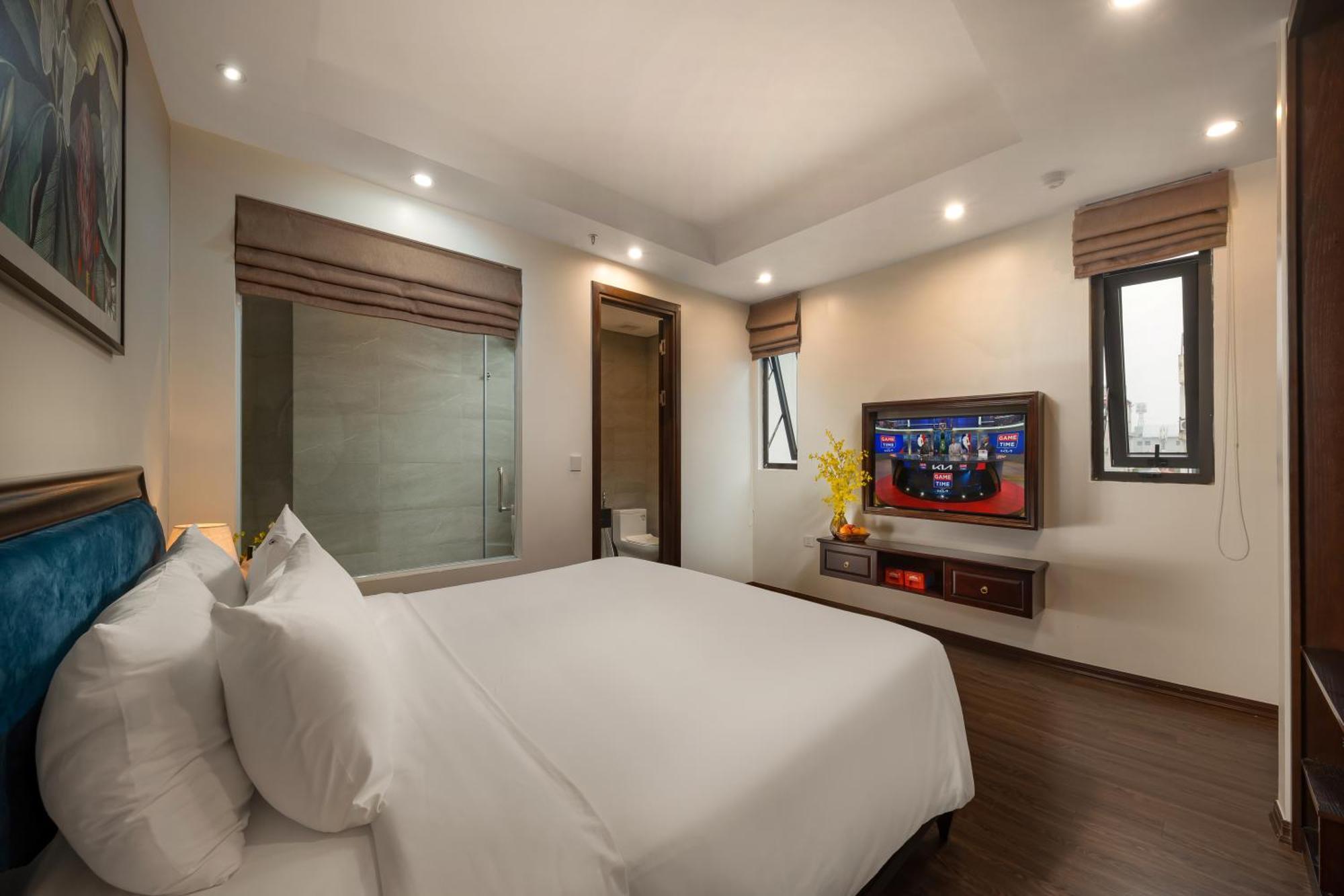 Hotel Fiesta Grand And