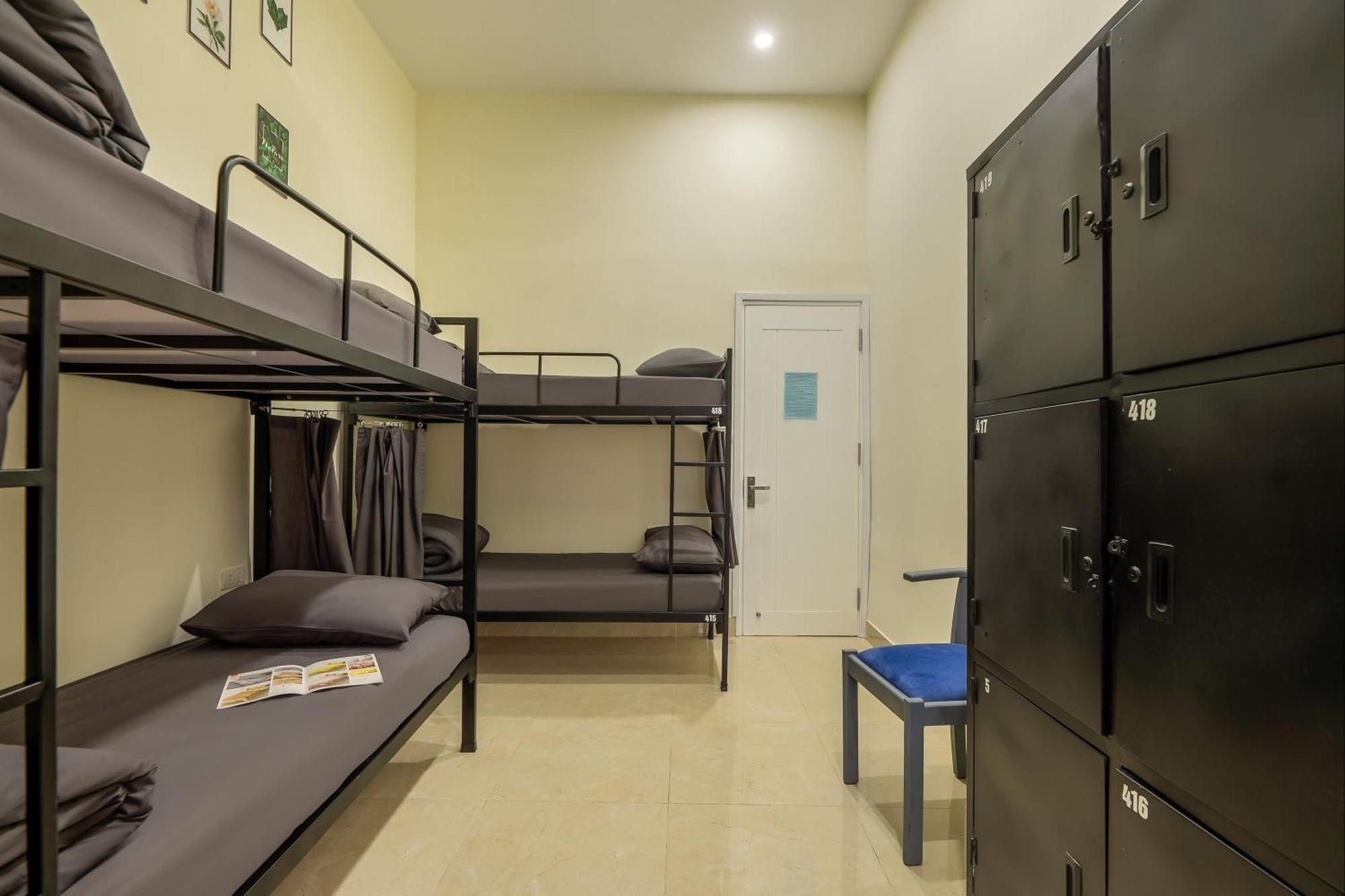 Queen Cafe & Pub Hotel 3*