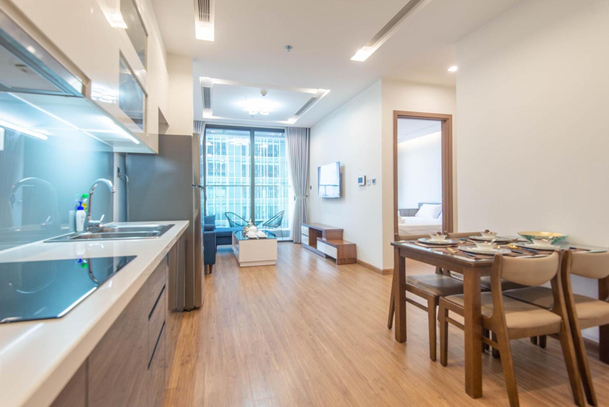 Aparthotel Royal Serviced Vinhomes Metropolis Hanoi