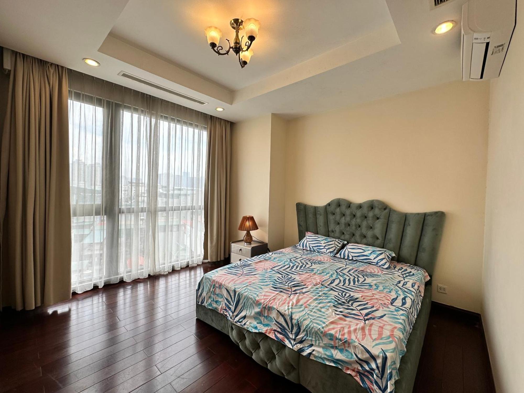 Paradise Royal Hanoi
