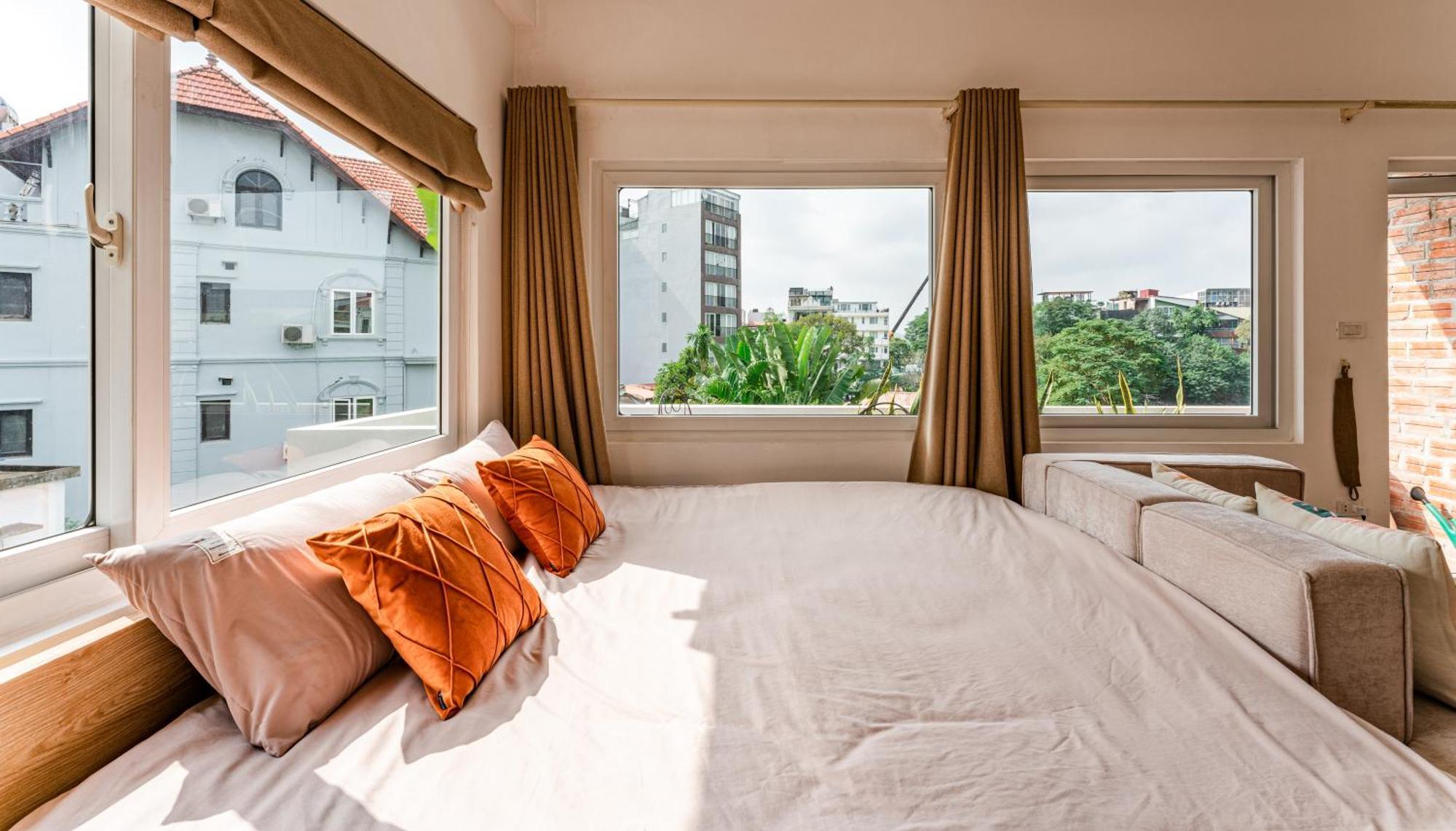 Annam Panorama Lakeview - Garden & Balcony - Westlake *