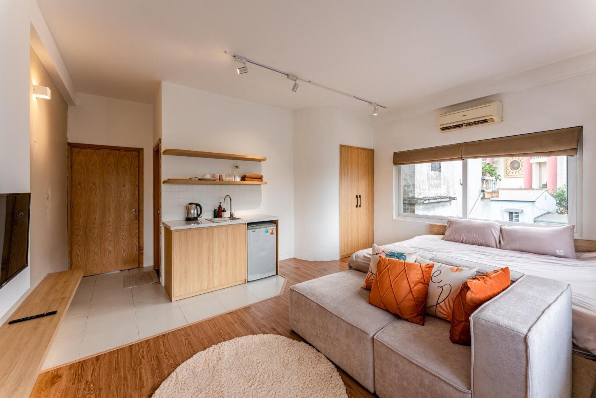 Annam Panorama Lakeview - Garden & Balcony - Westlake Hà Nội