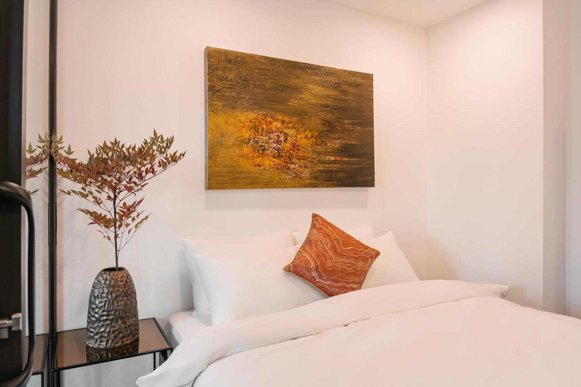 T Place Luxury Hoan Kiem By Ssens Homes * Hanoi