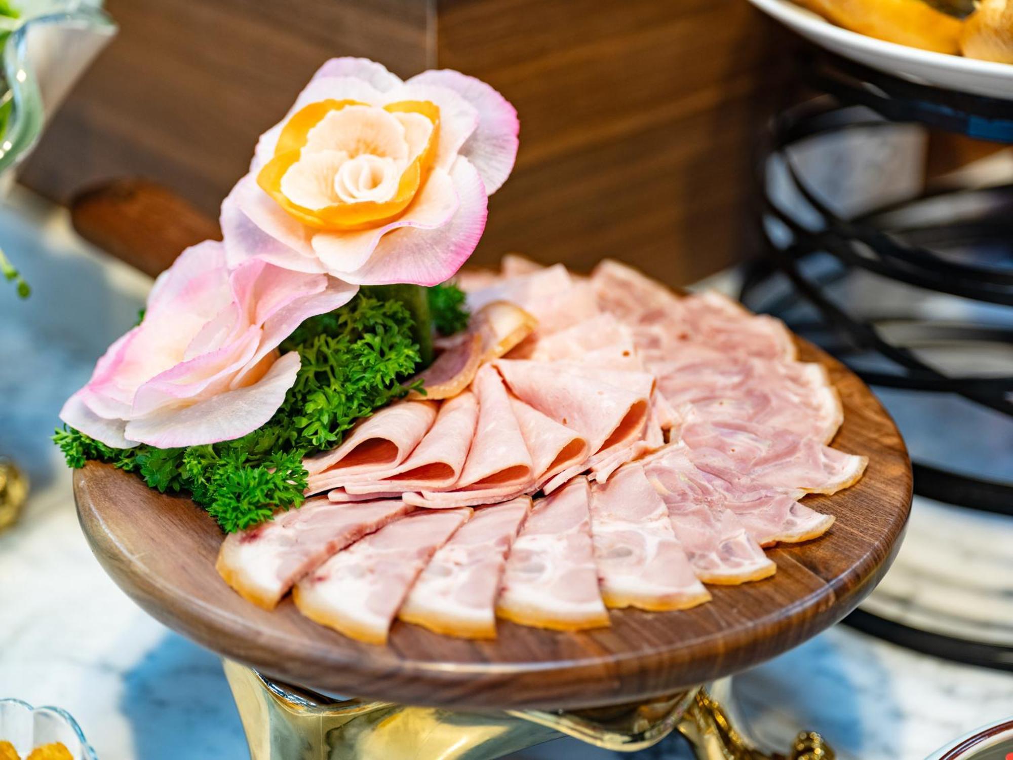 Khách sạn Nesta & Hà Nội