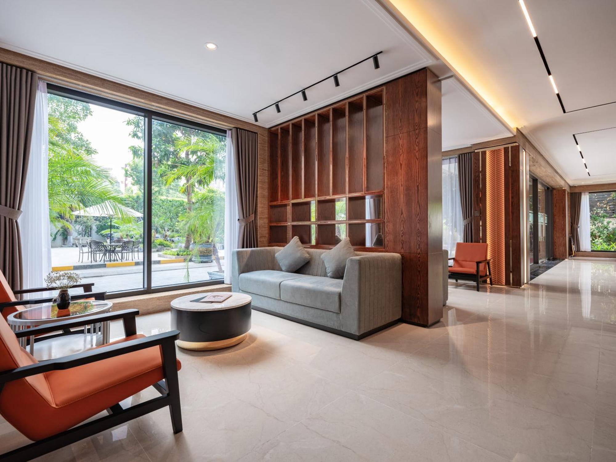 Nesta & Hotel Hanoi