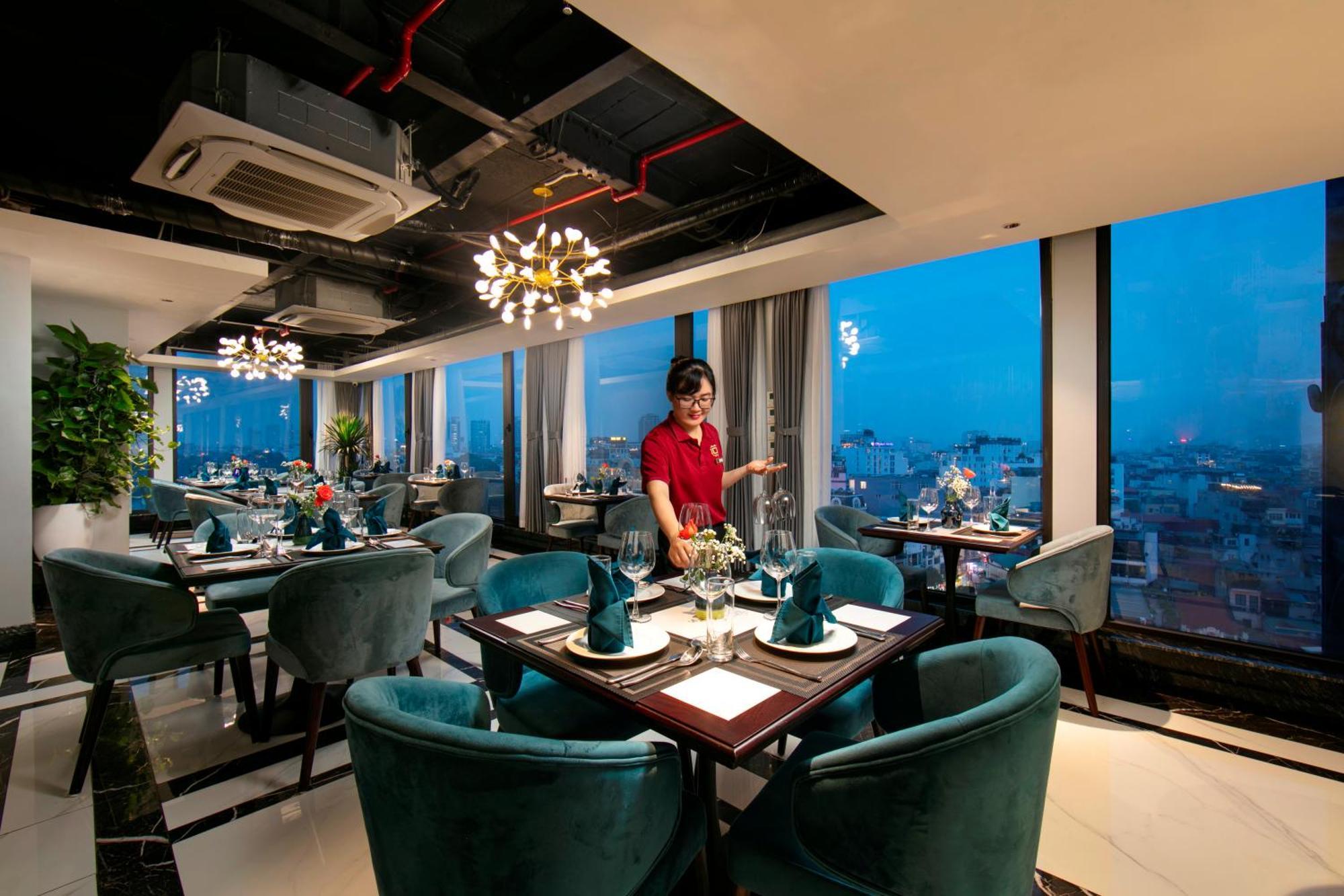 Hotel De Lakeside Hanoi
