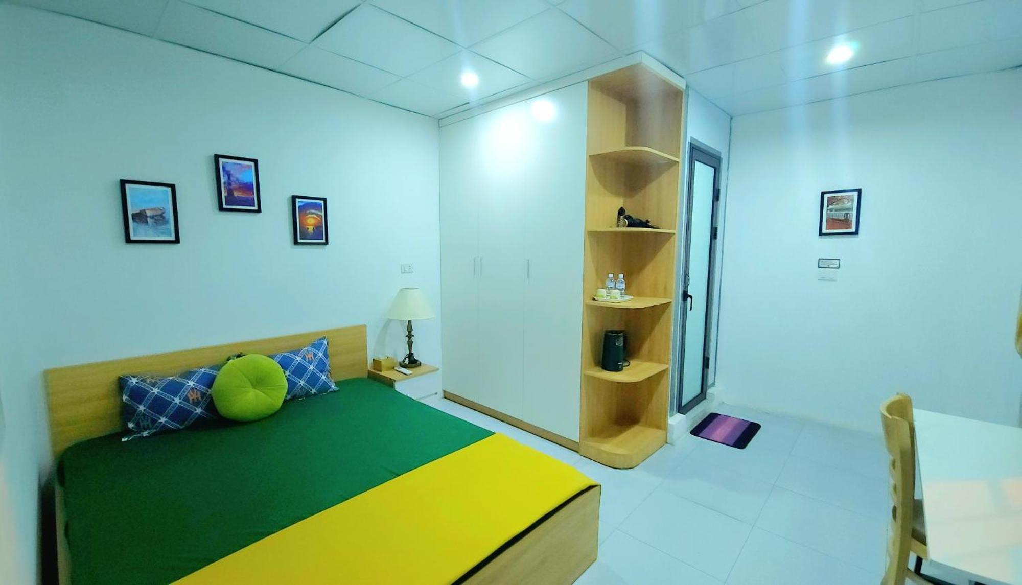 Cozy Long Bien Homestay