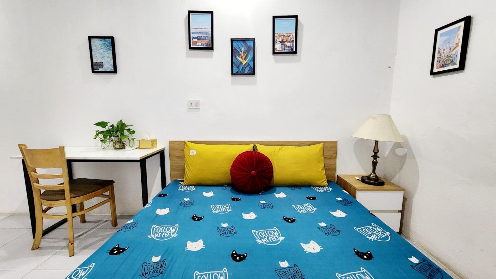 Cozy Long Bien Homestay