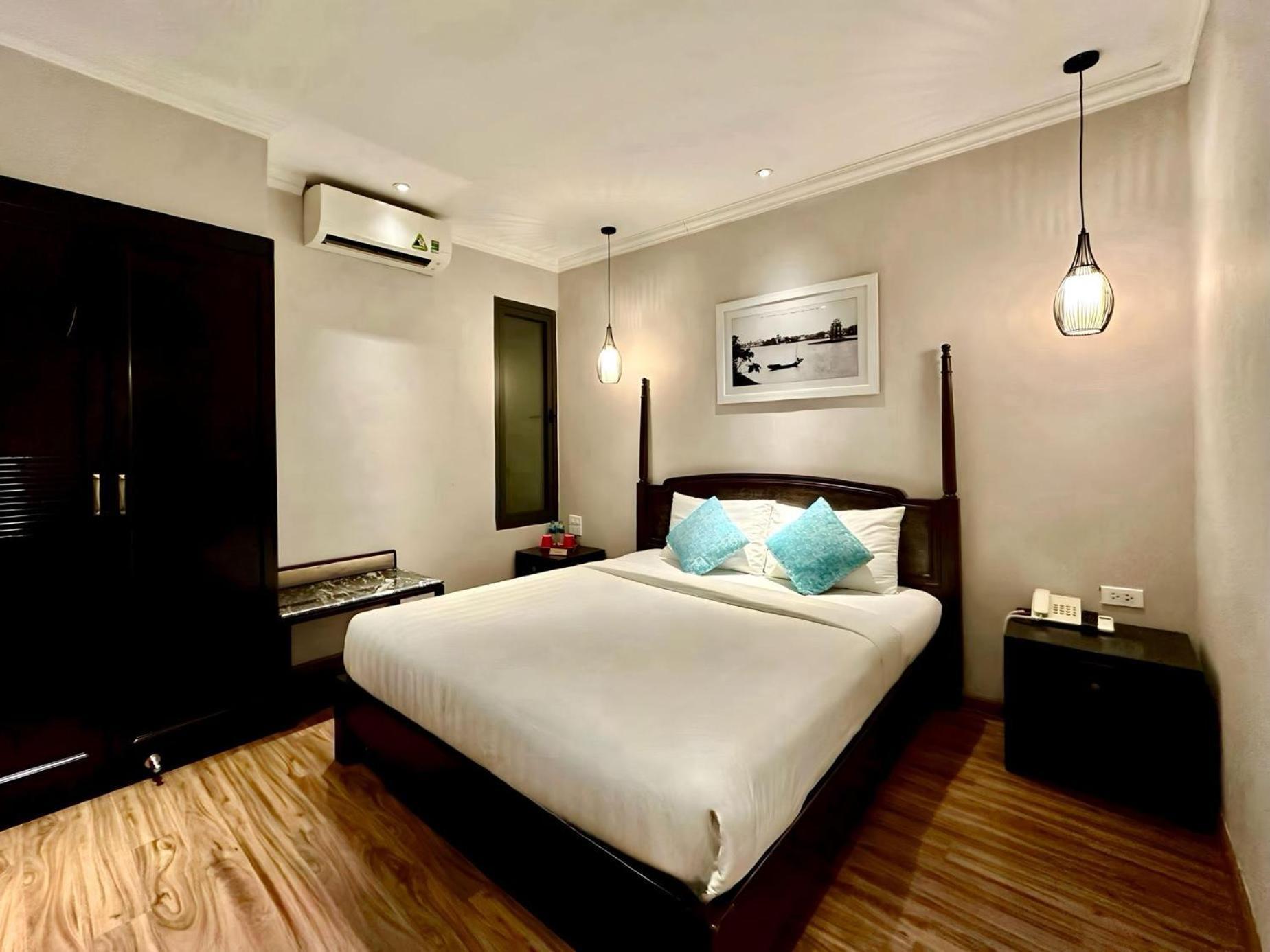 Graceful And Travel Hotel Hanoi