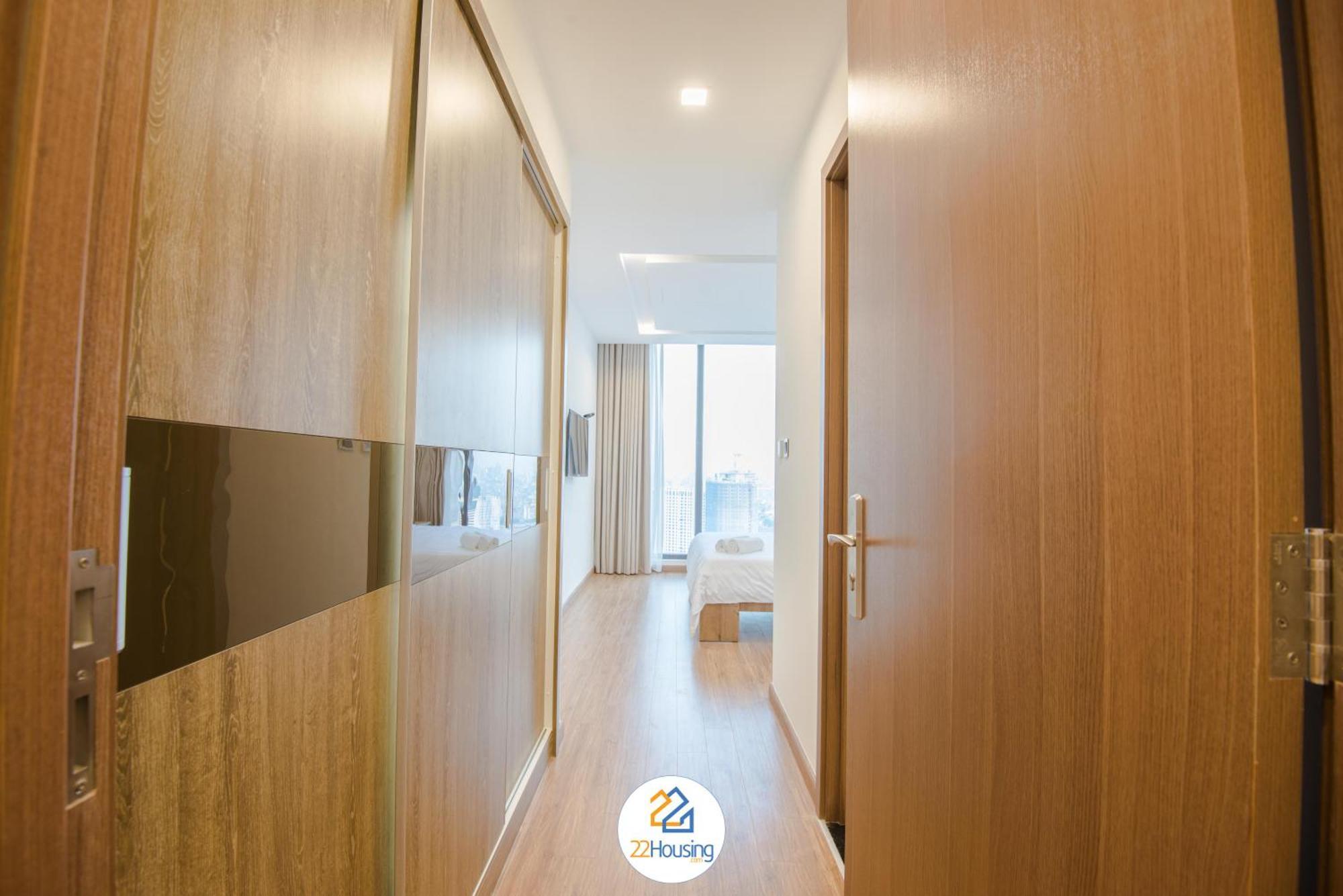 Aparthotel Royal Serviced Vinhomes Metropolis Hanoi