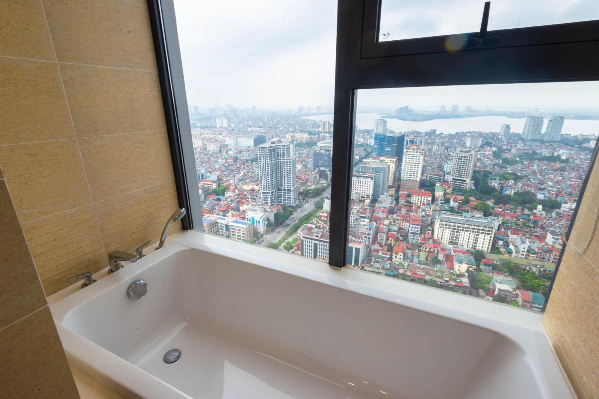 Căn hộ Luxury Serviced Vinhomes Metropolis Premium