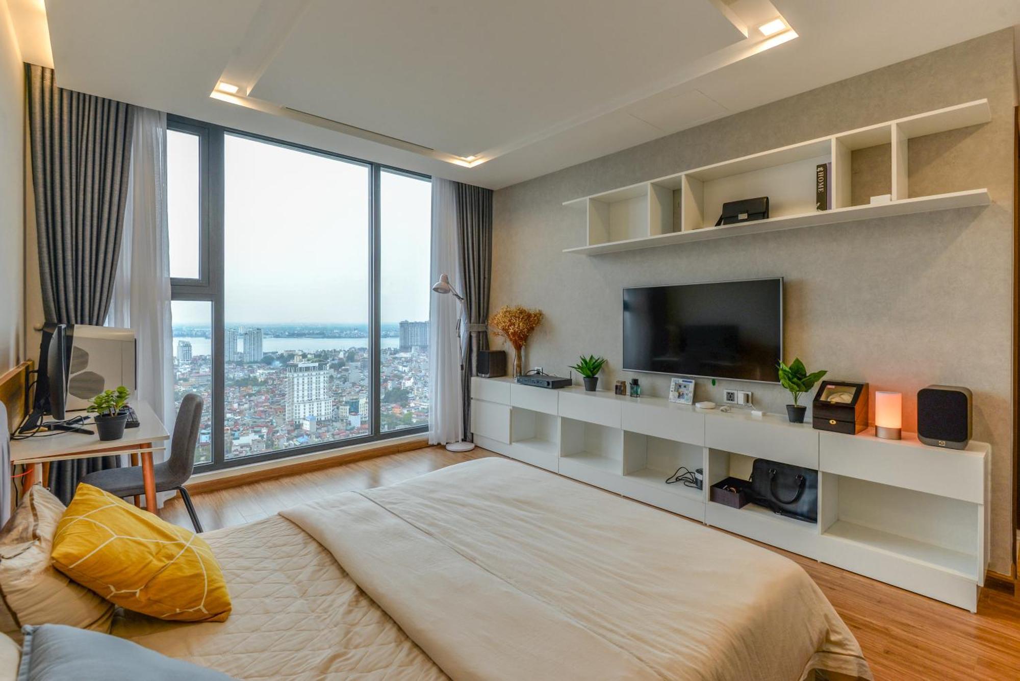 Luxury Serviced Vinhomes Metropolis Premium * Hà Nội