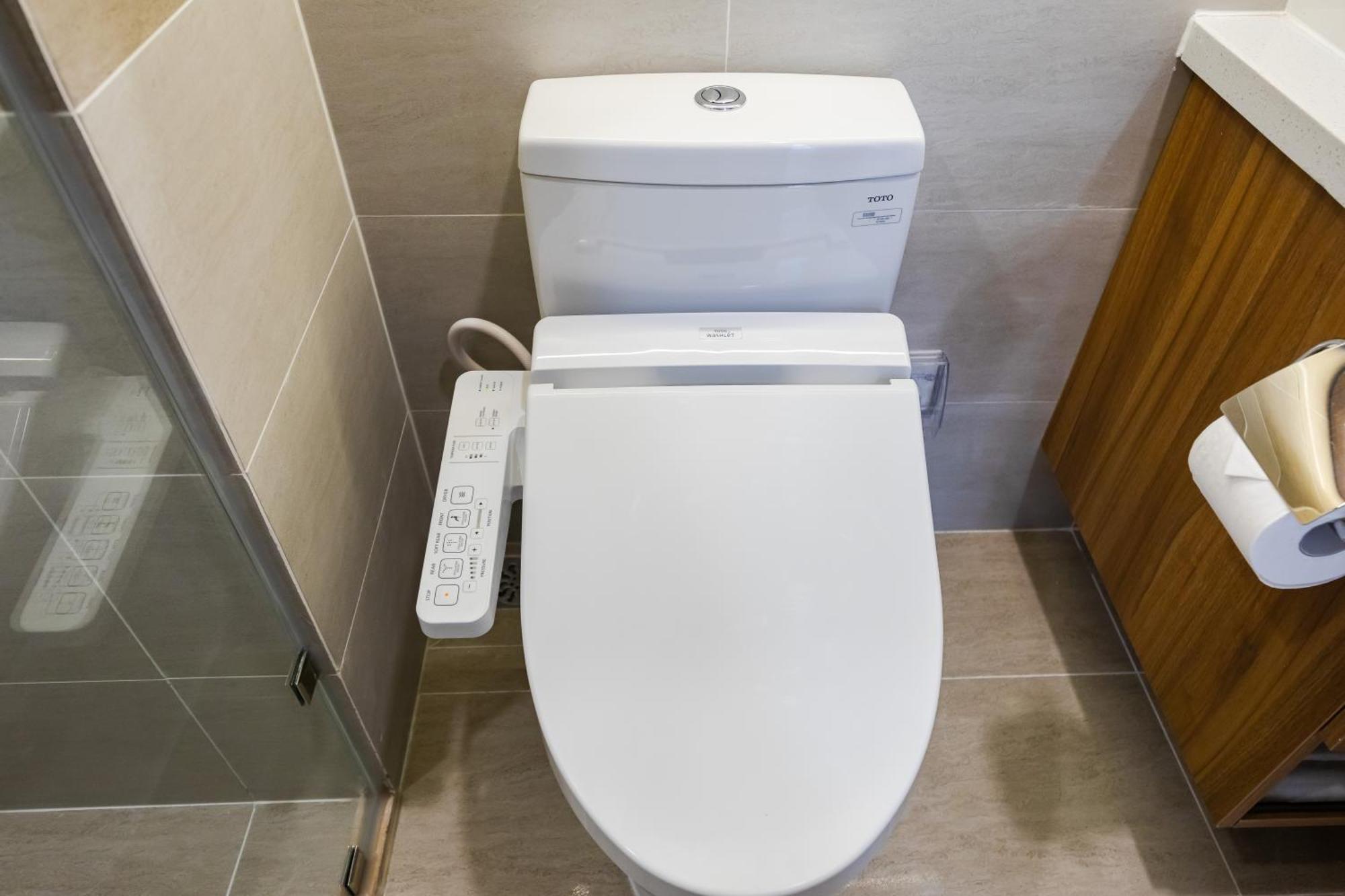 Five Star Westlake 1st-4th Floors & Serviced Hotel 5*