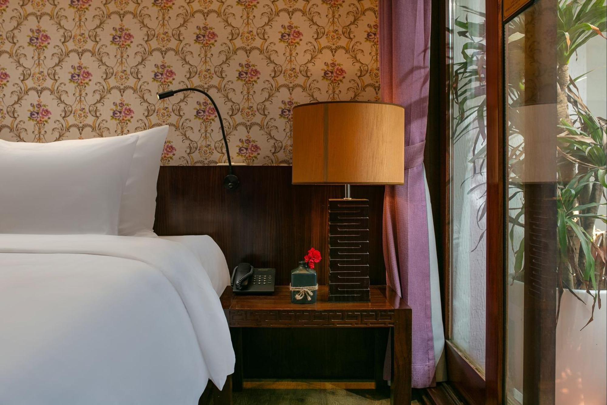Hotel Oriental & Hanoi