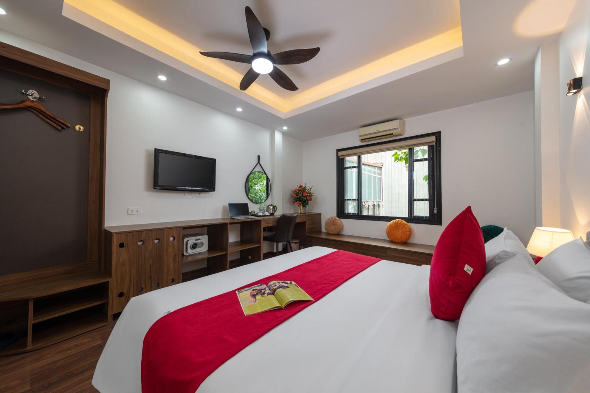 Liliane And Travel Hotel 3*