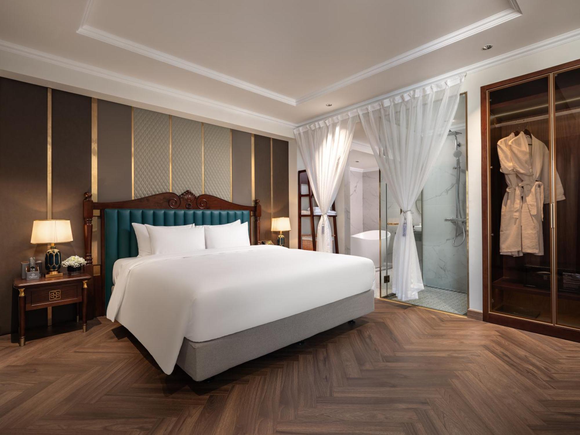 L'signature & Khách sạn Hà Nội