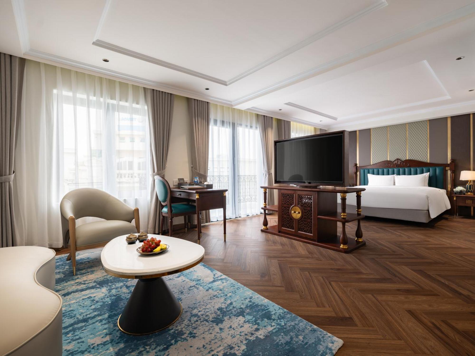 Hotel L'signature & 4*