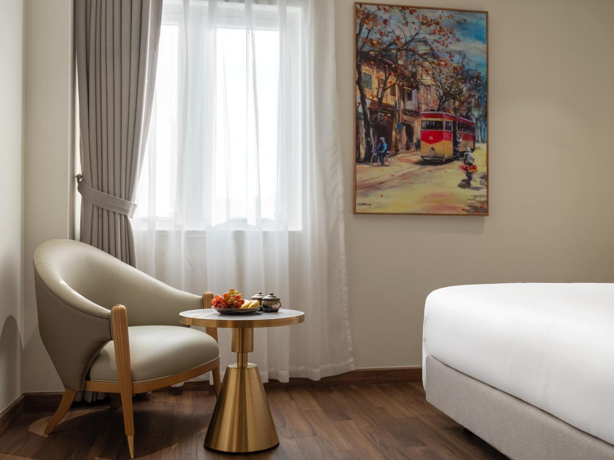 L'signature & Hotel