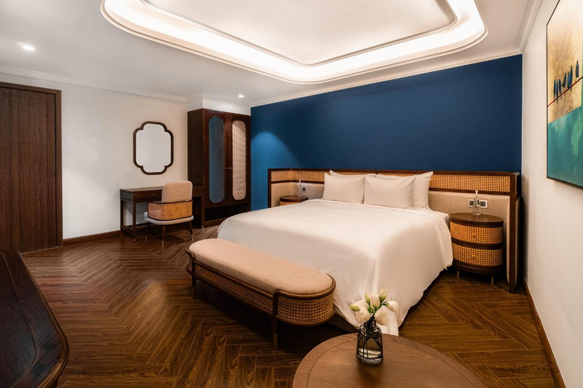 La Siesta Classic Hang Thung 5*