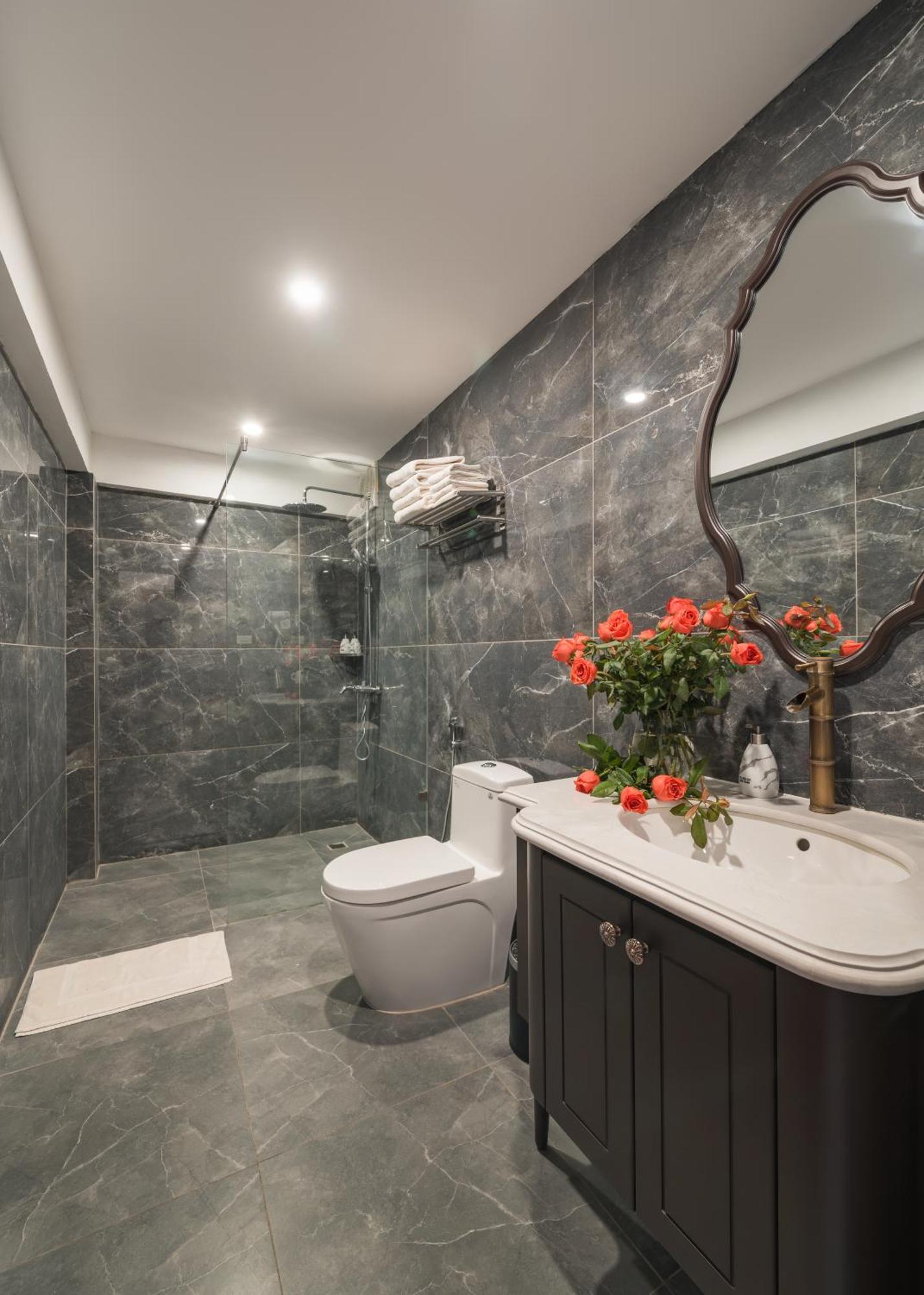 Hotel Little Town 4*