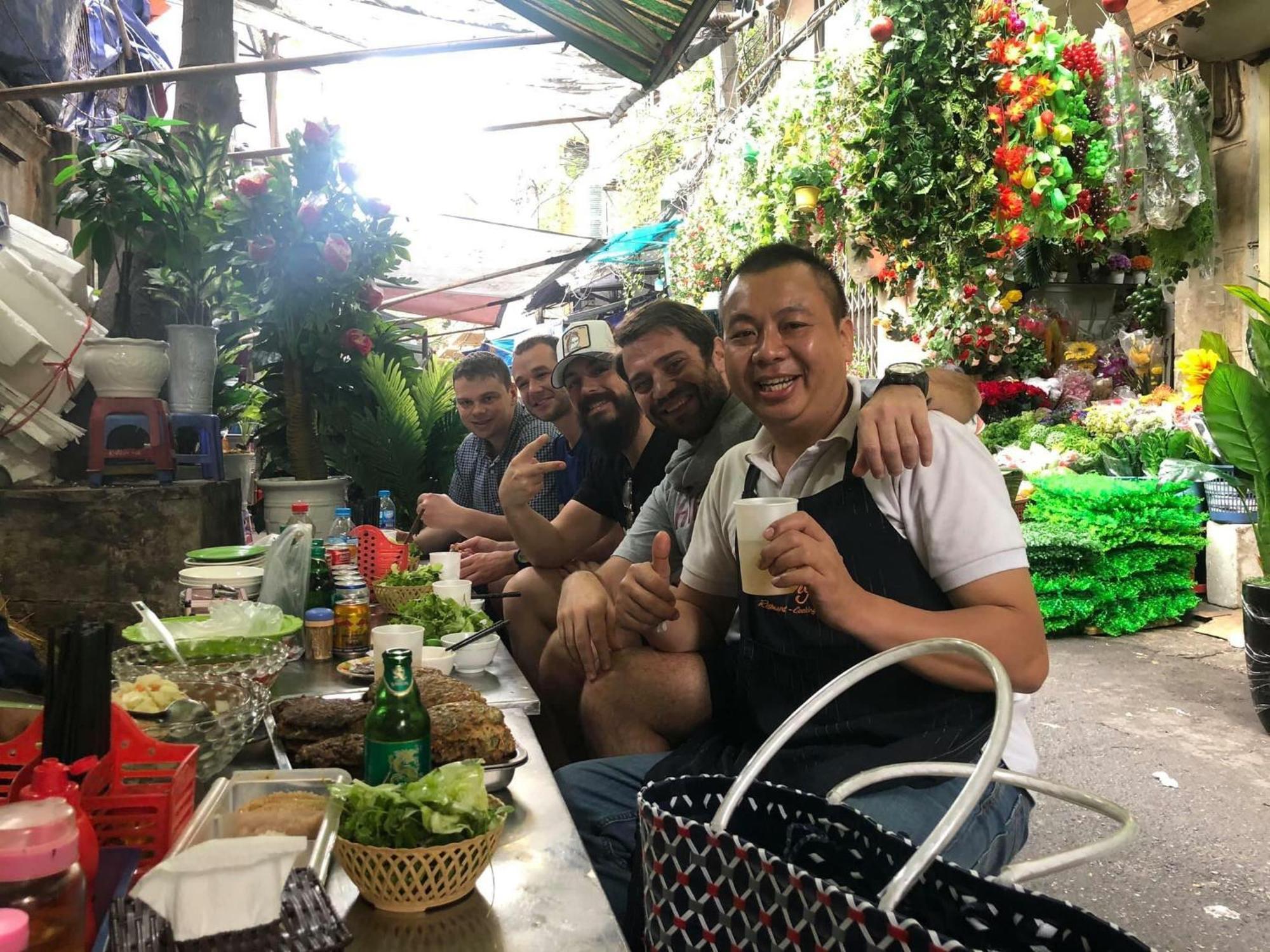 Awesome Khách sạn *