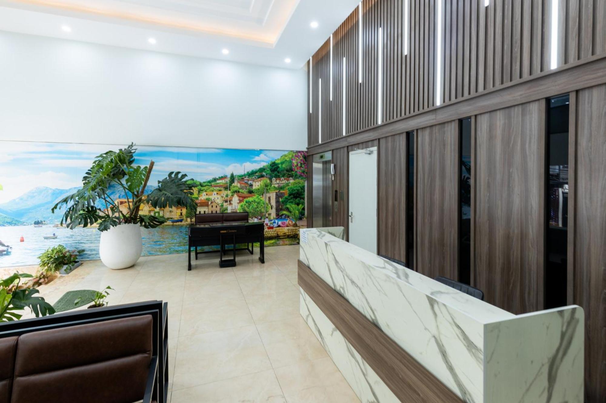 Westlake Emerald Hotel Hanoi