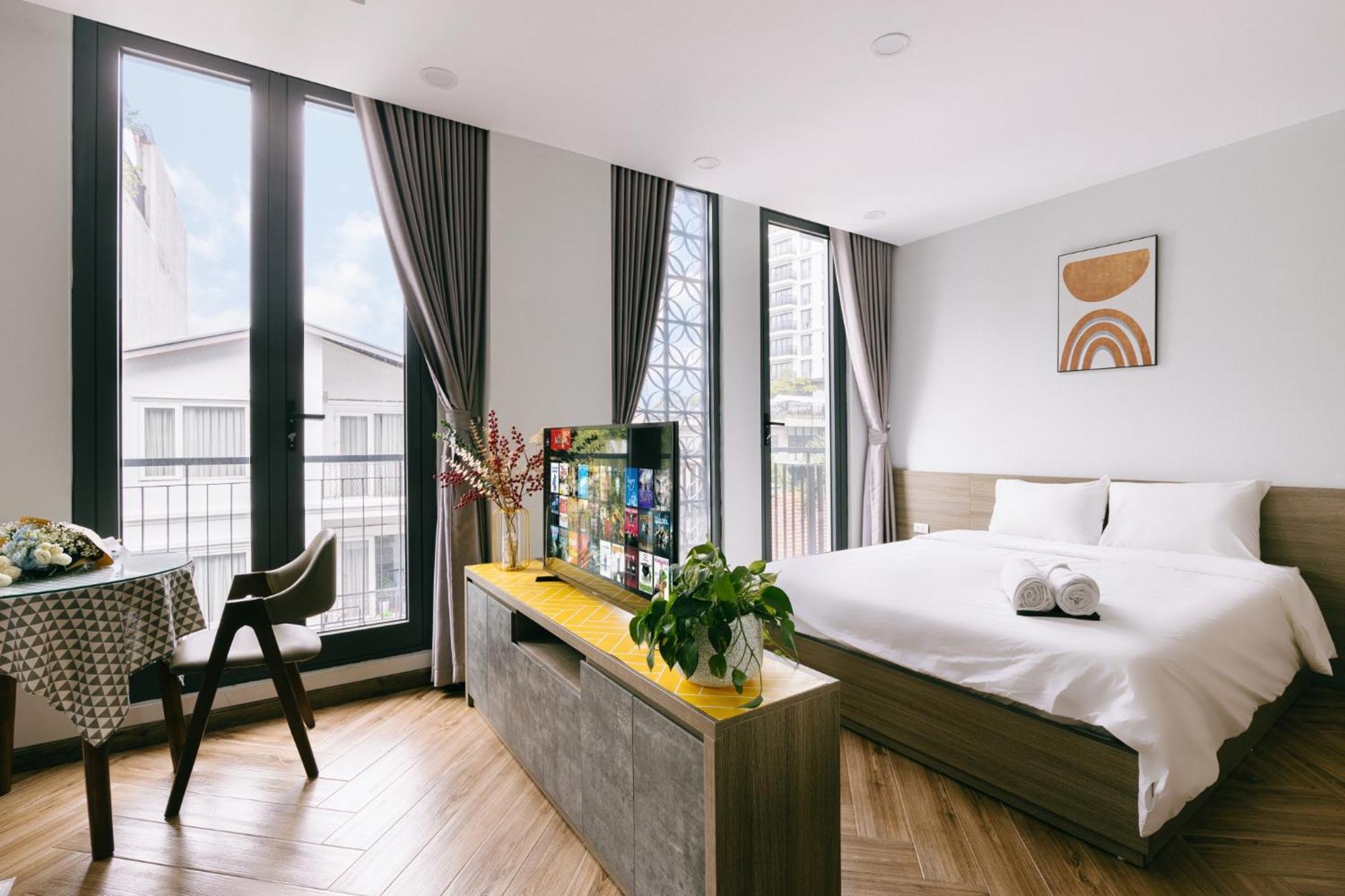 Hotel Westlake Emerald