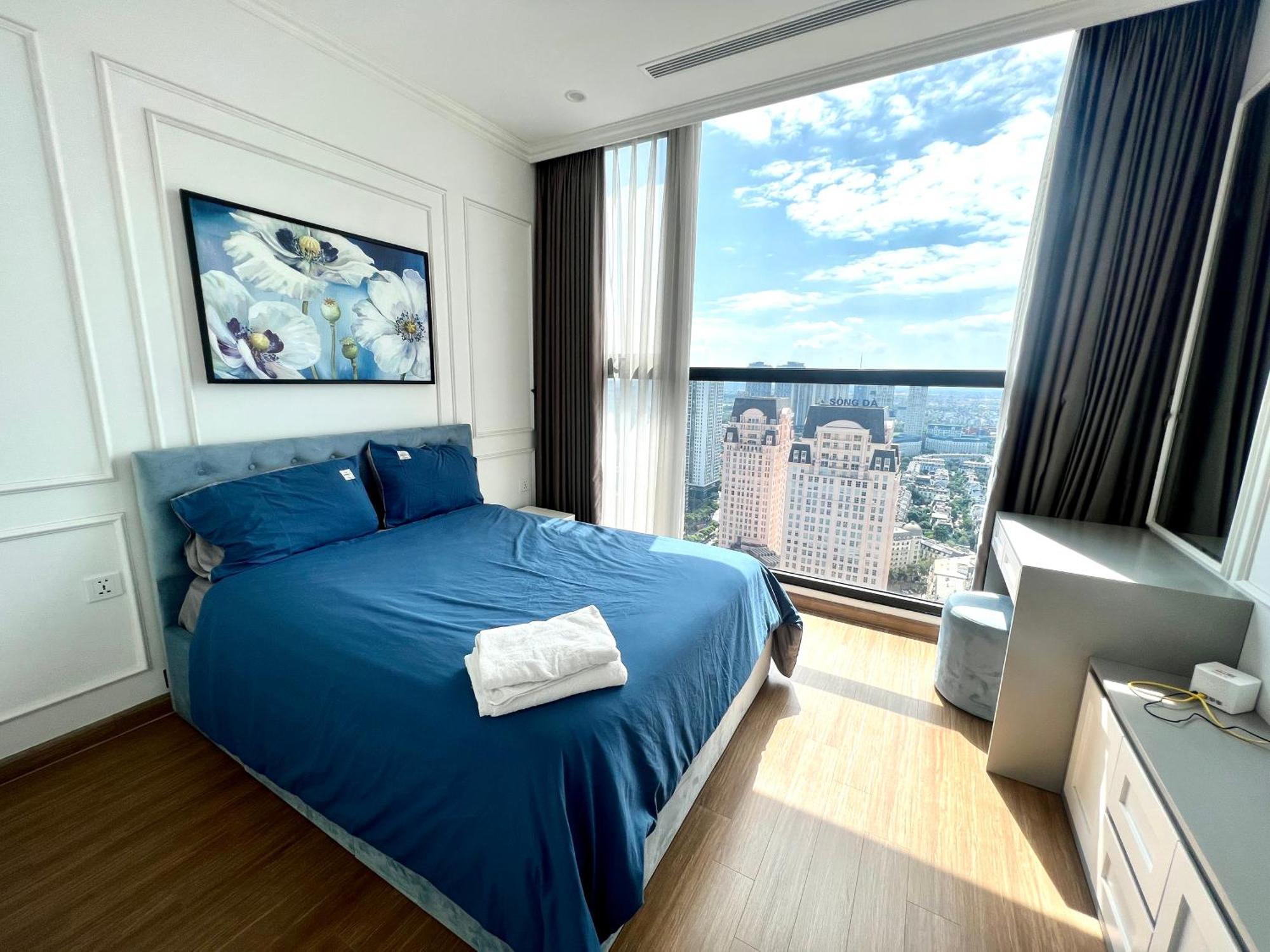 Nanahousing-vinhomes Skylake-luxury Near Keangnam Apartment Hanoi