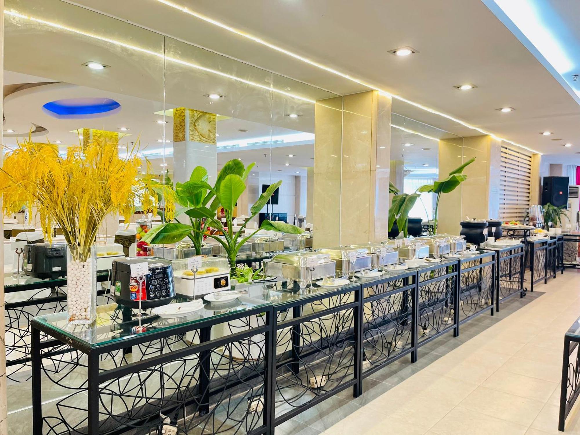Bao Son International Hotel 4*