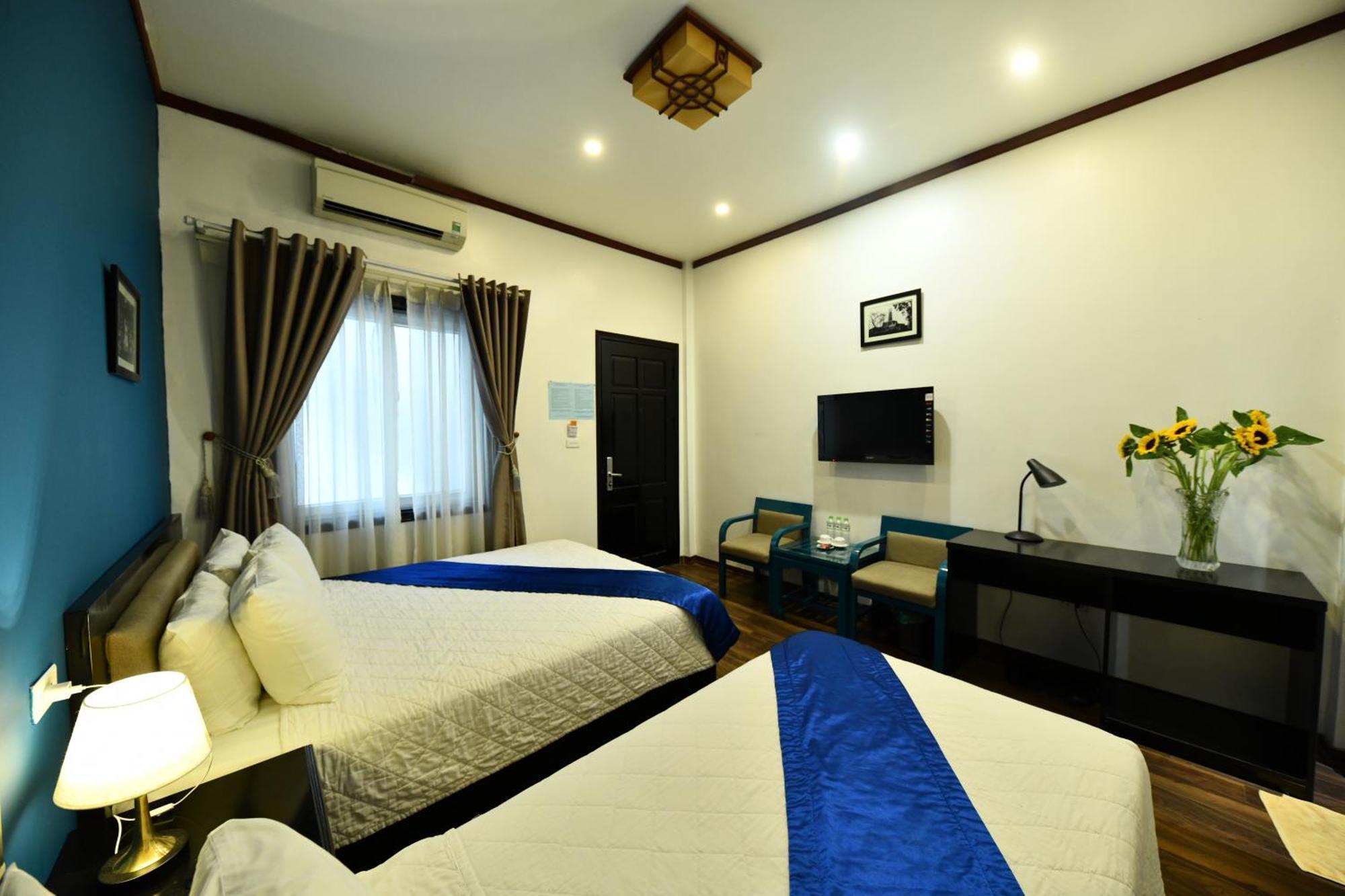 Starlight Boutique Hanoi