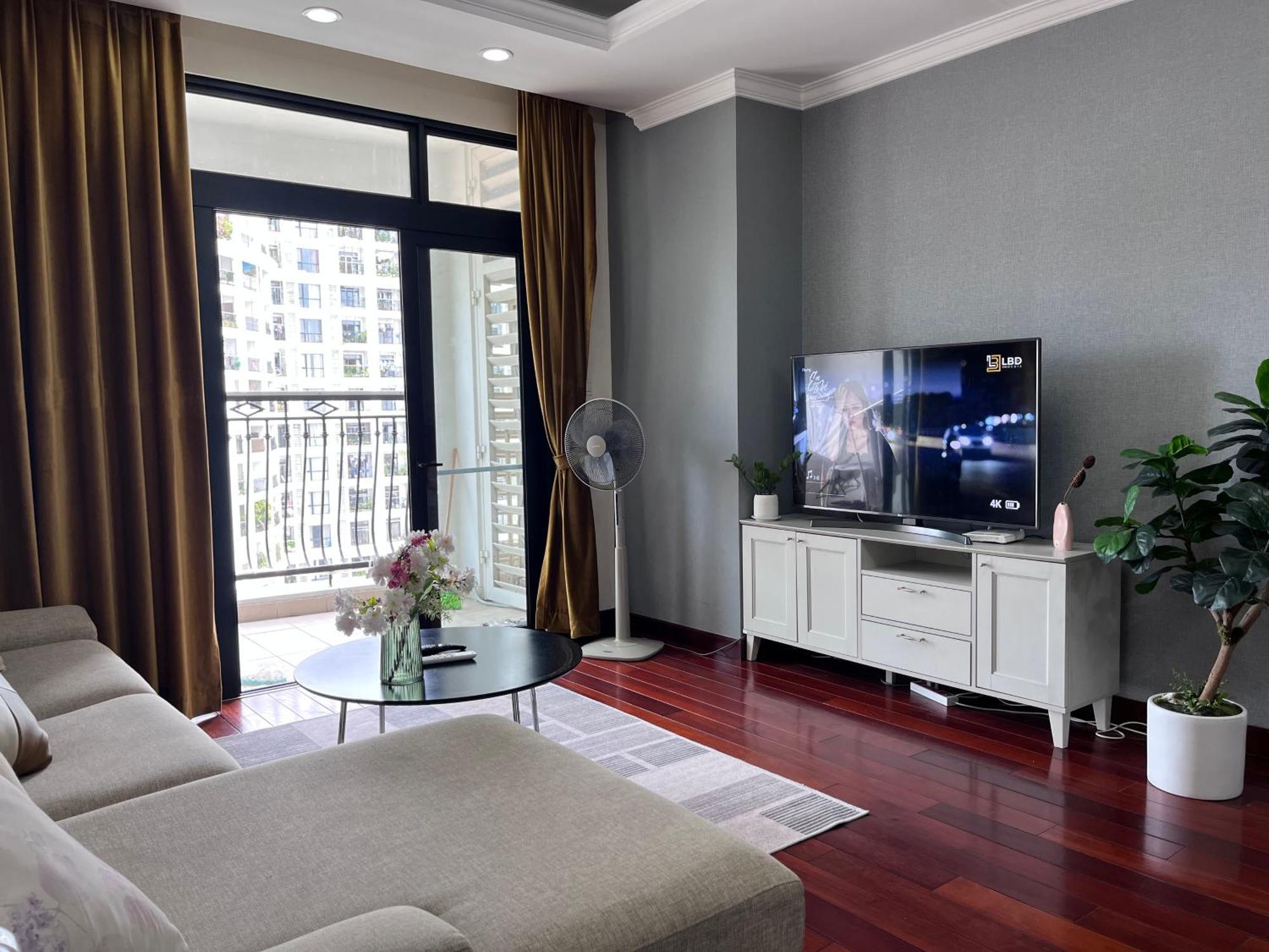 Vinhomes Royal 3 Br Hà Nội