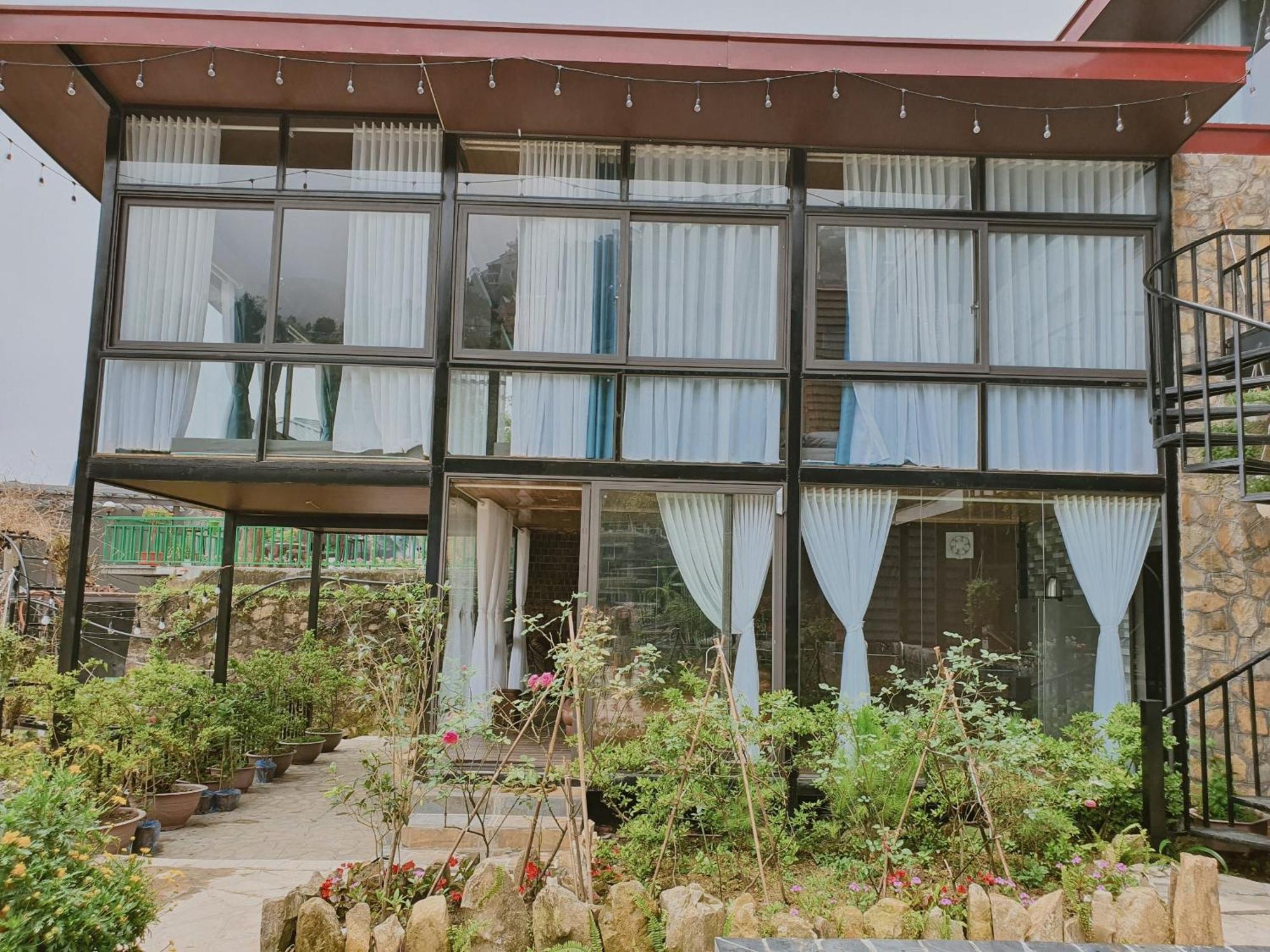Homestay Bach Xanh House Venuestay