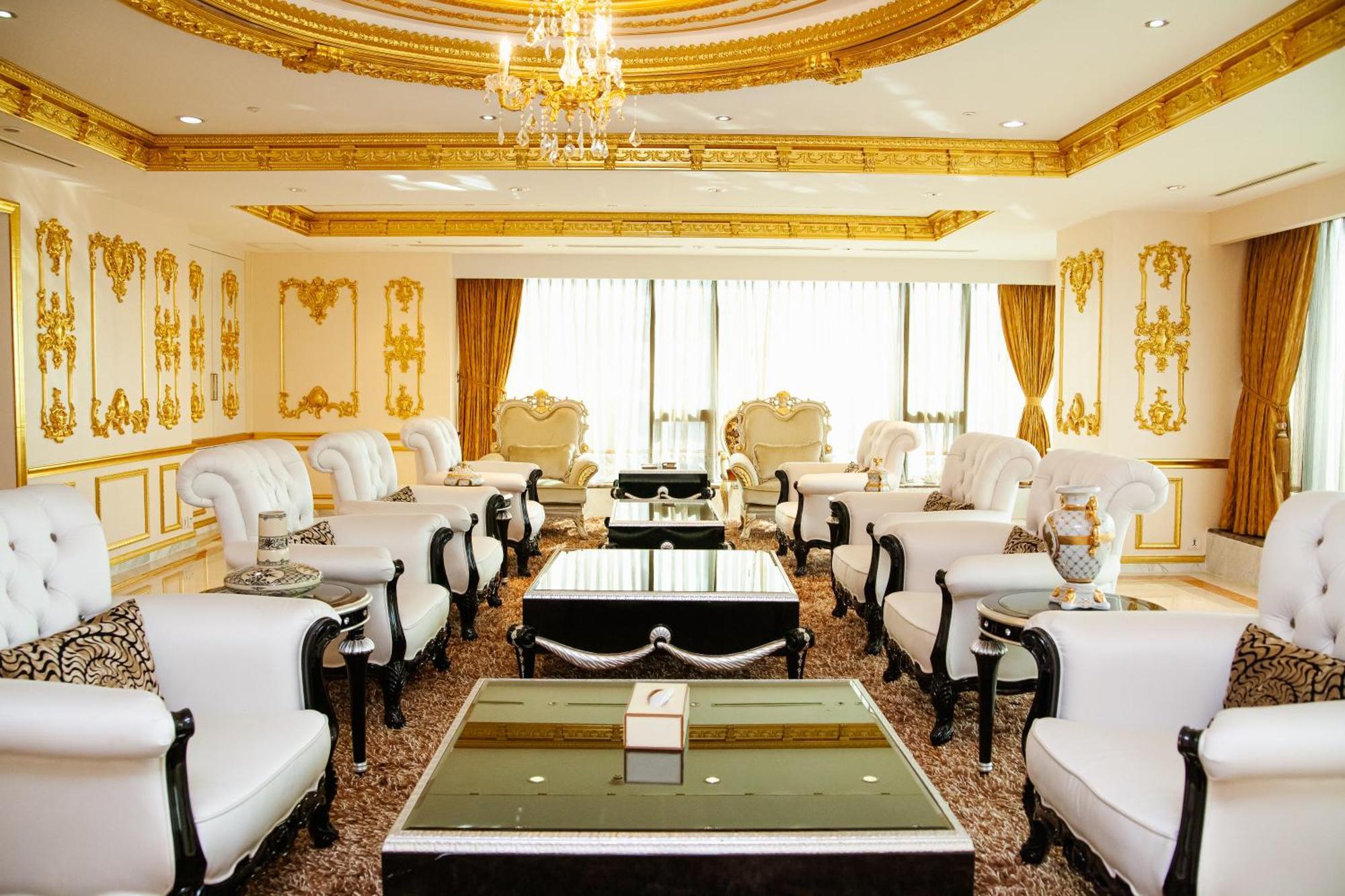 Grand Plaza 5* Hanói