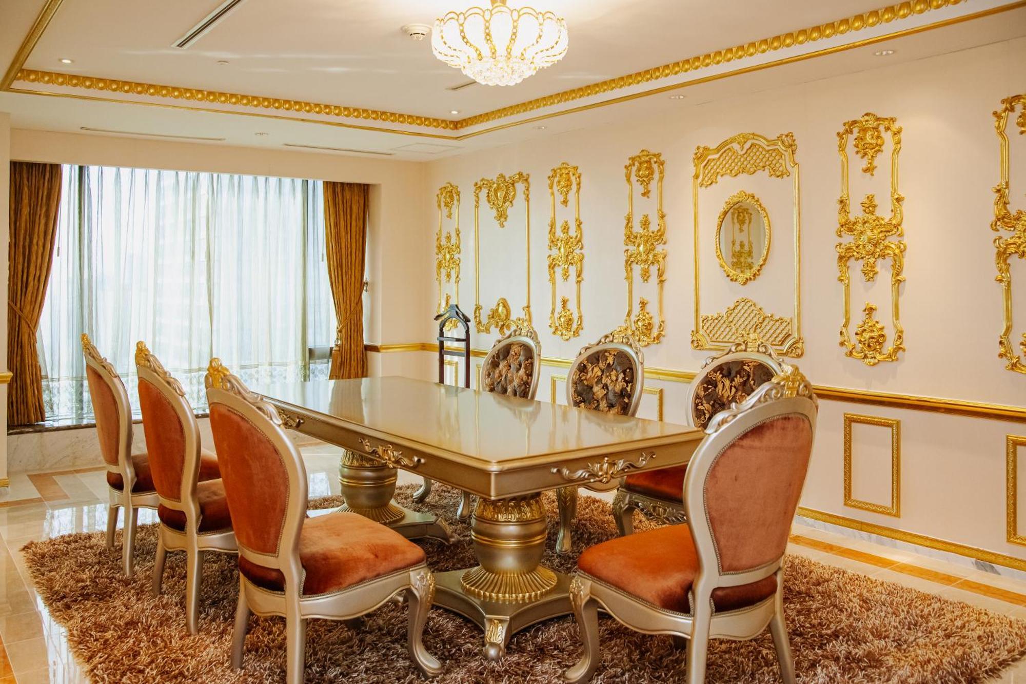 Grand Plaza 5*