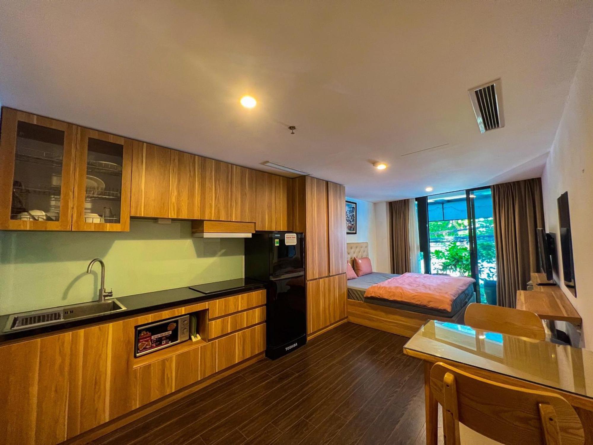 Ha Noi Truc Bach Lake View Studio Apartment