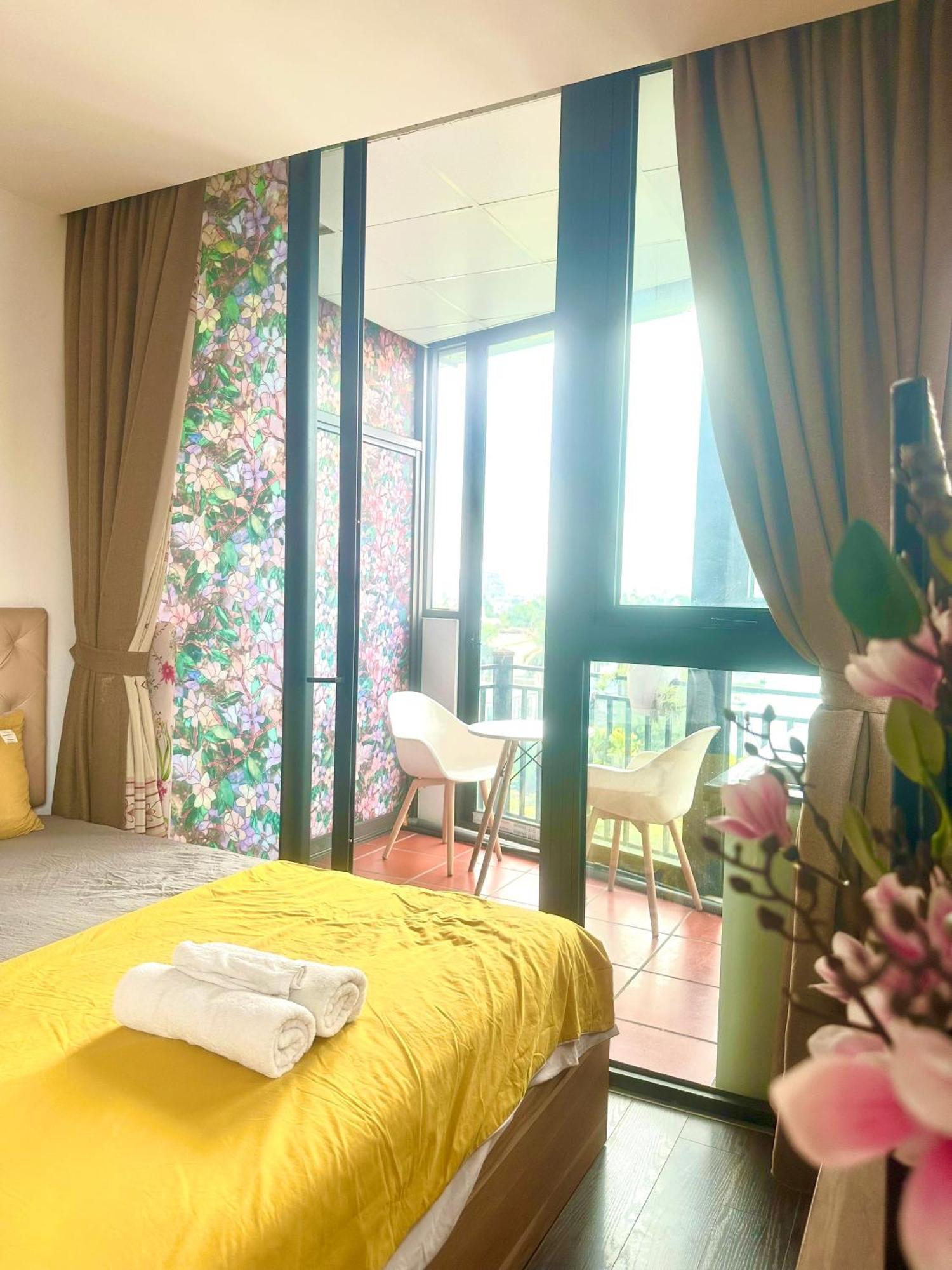 Ha Noi Truc Bach Lake View Studio Hanoi