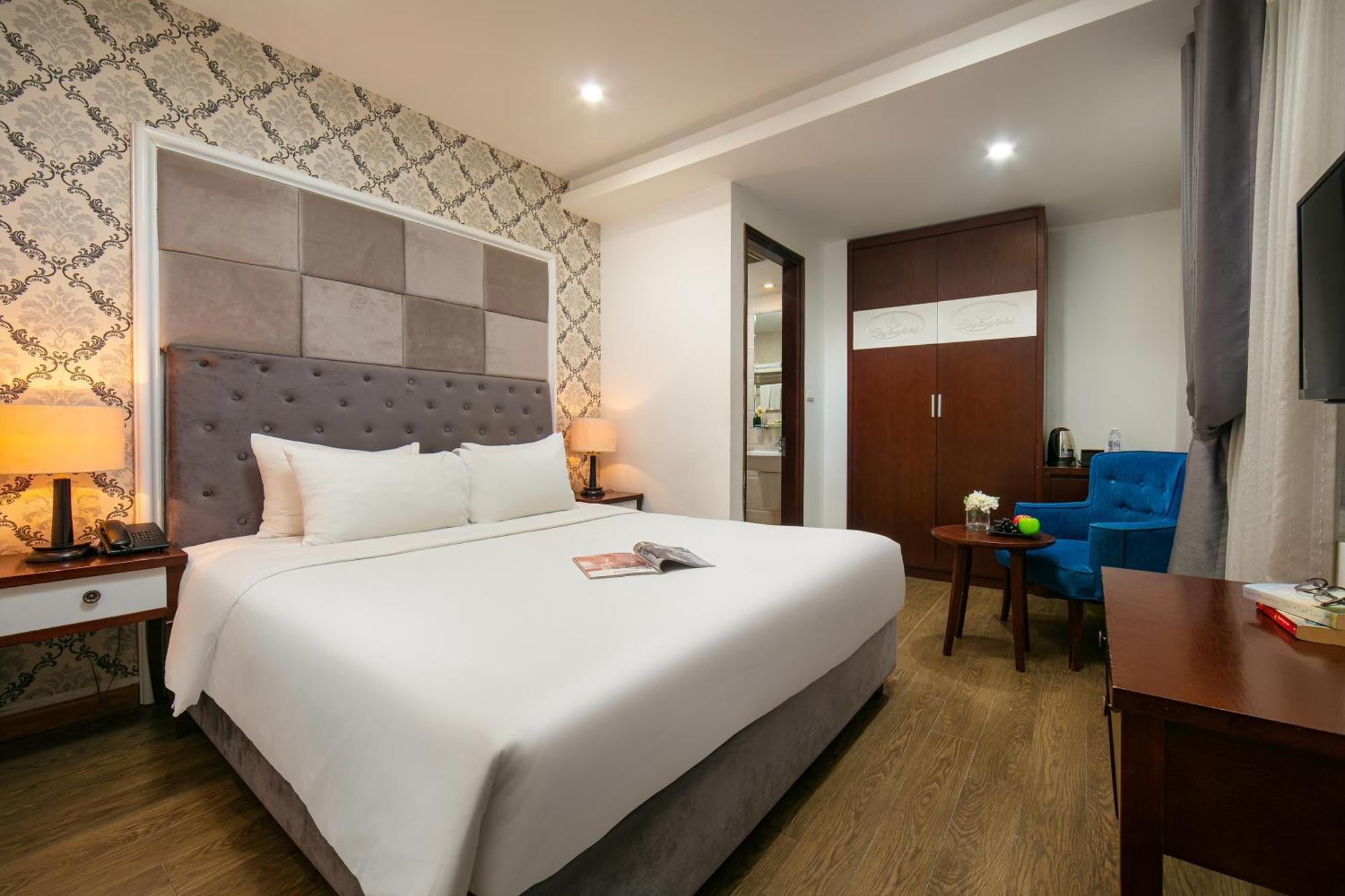 Hotel Backpackers & Rooftop Bar