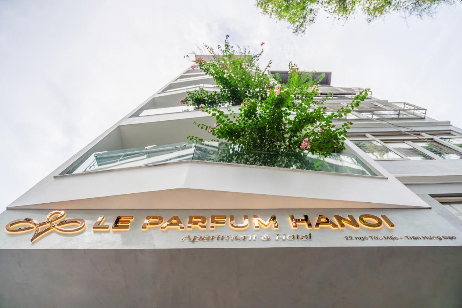 Le Parfum And Hanoi