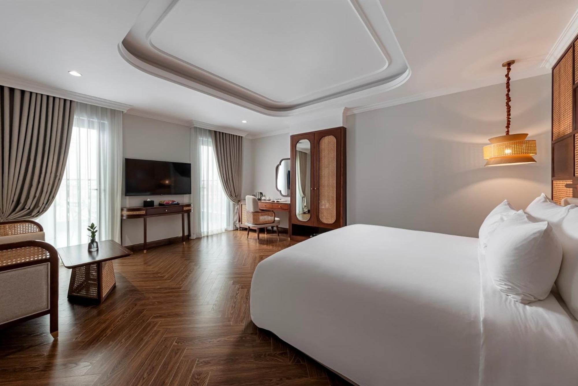 Hotel La Siesta Classic Hang Thung