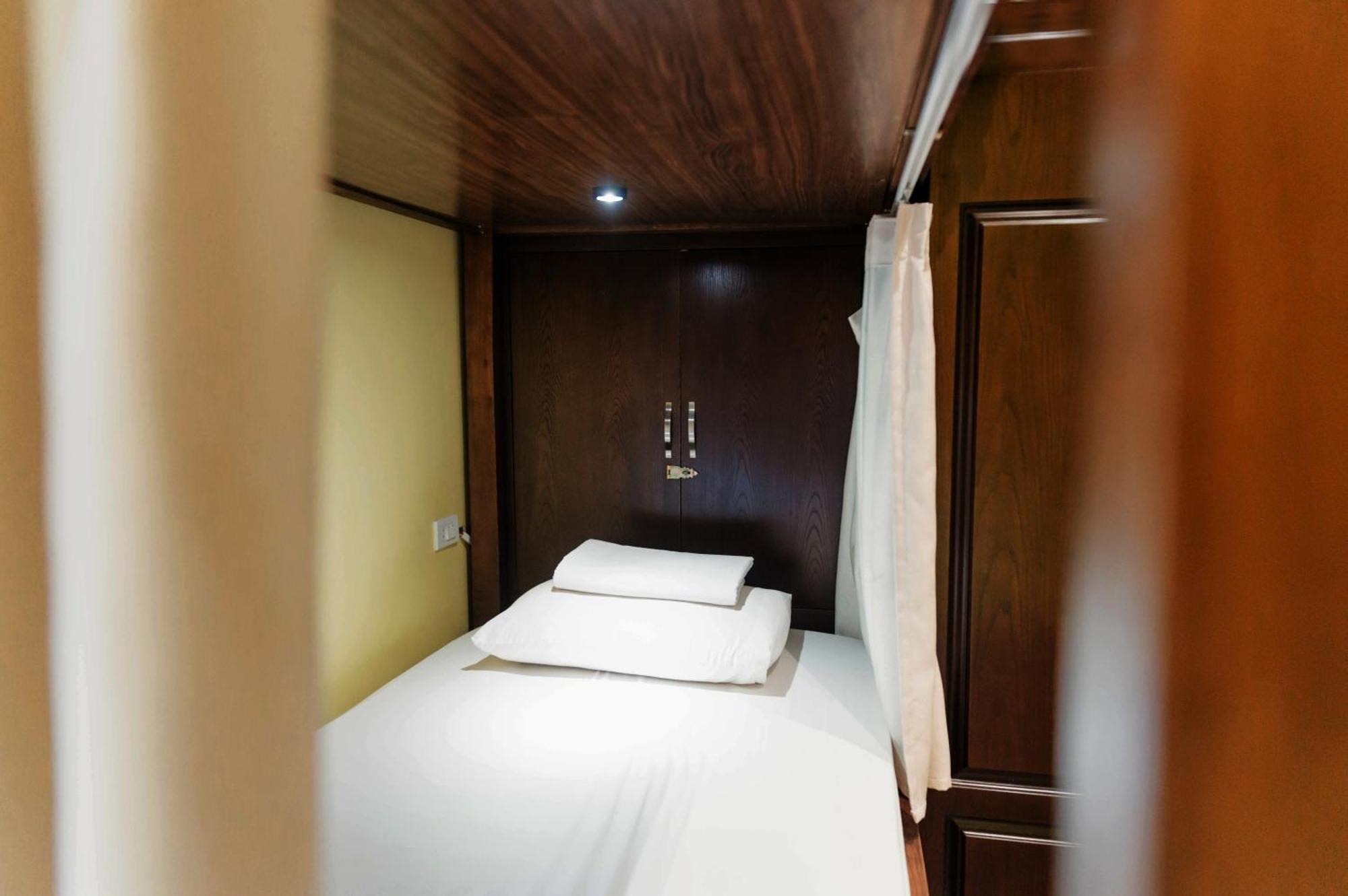 Tabalo Hotel cápsula Hanói
