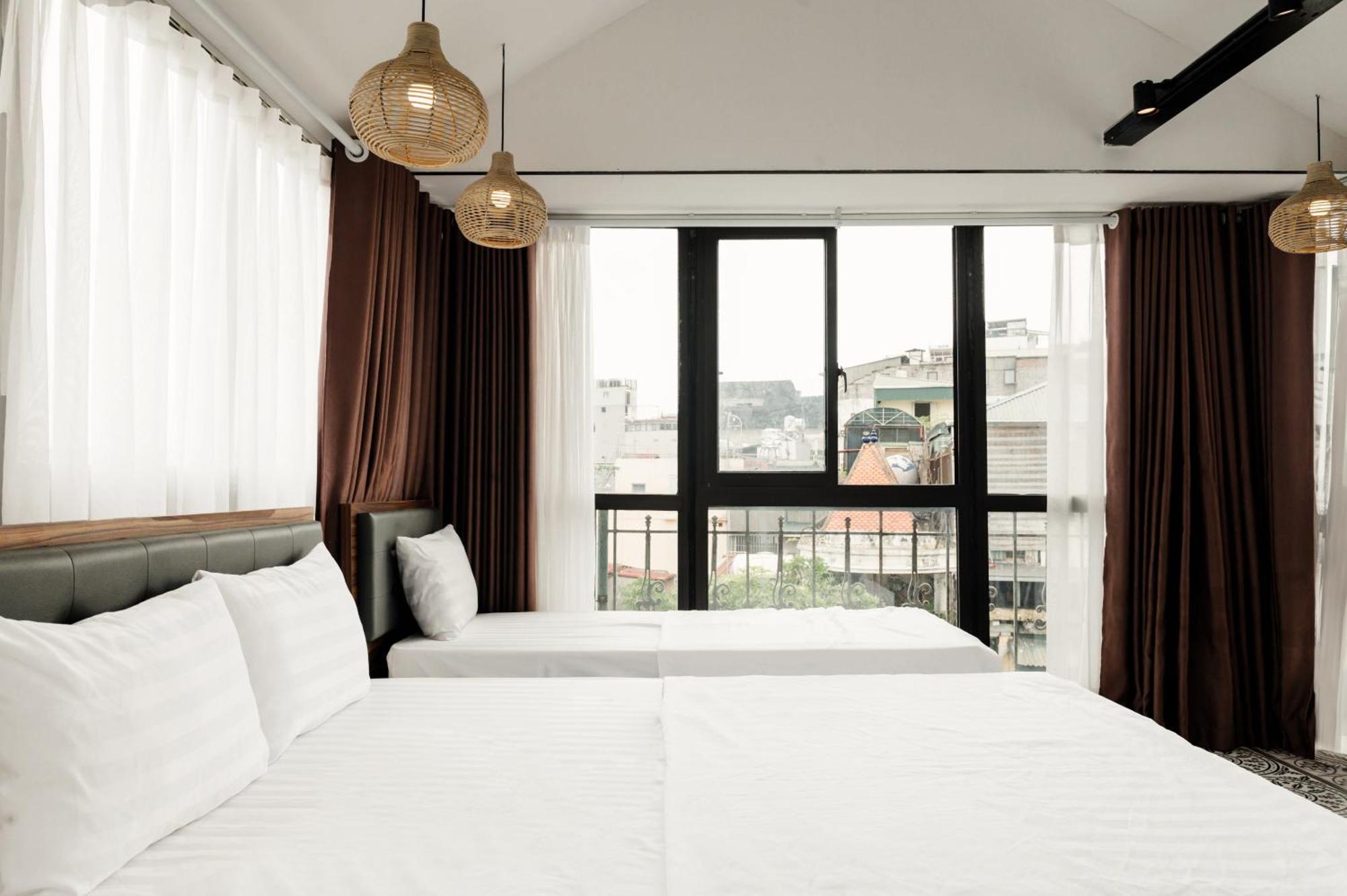 Tabalo Capsule hotel 3*