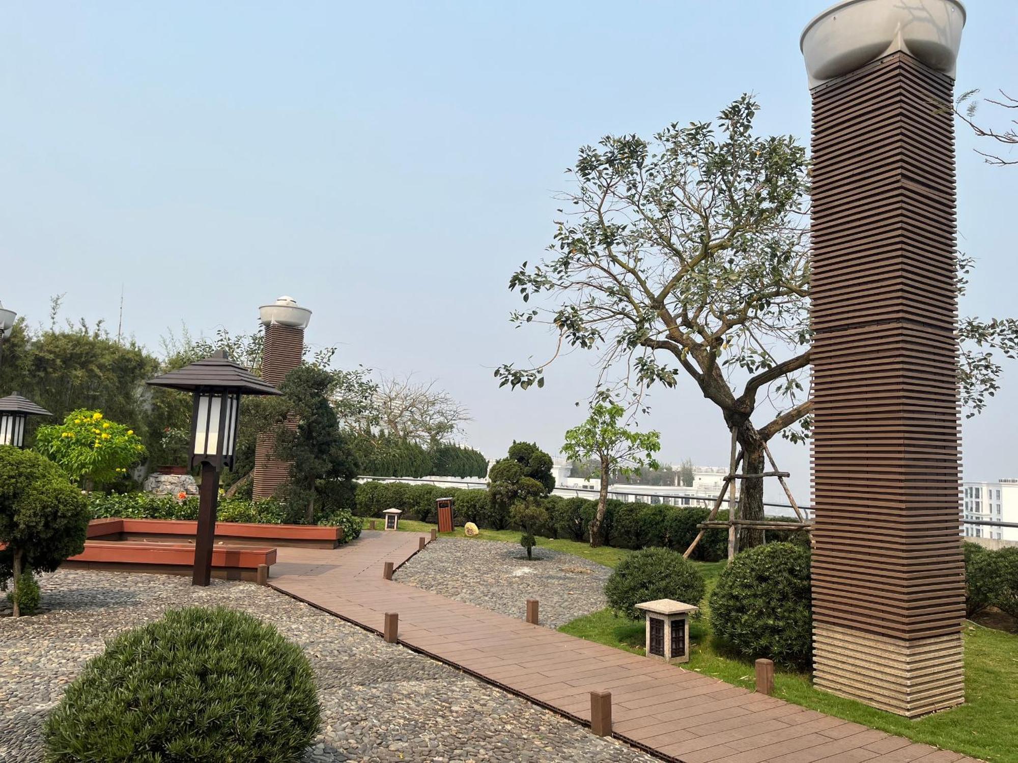 Apartment Vinhomes Royal Luxury 2 Br