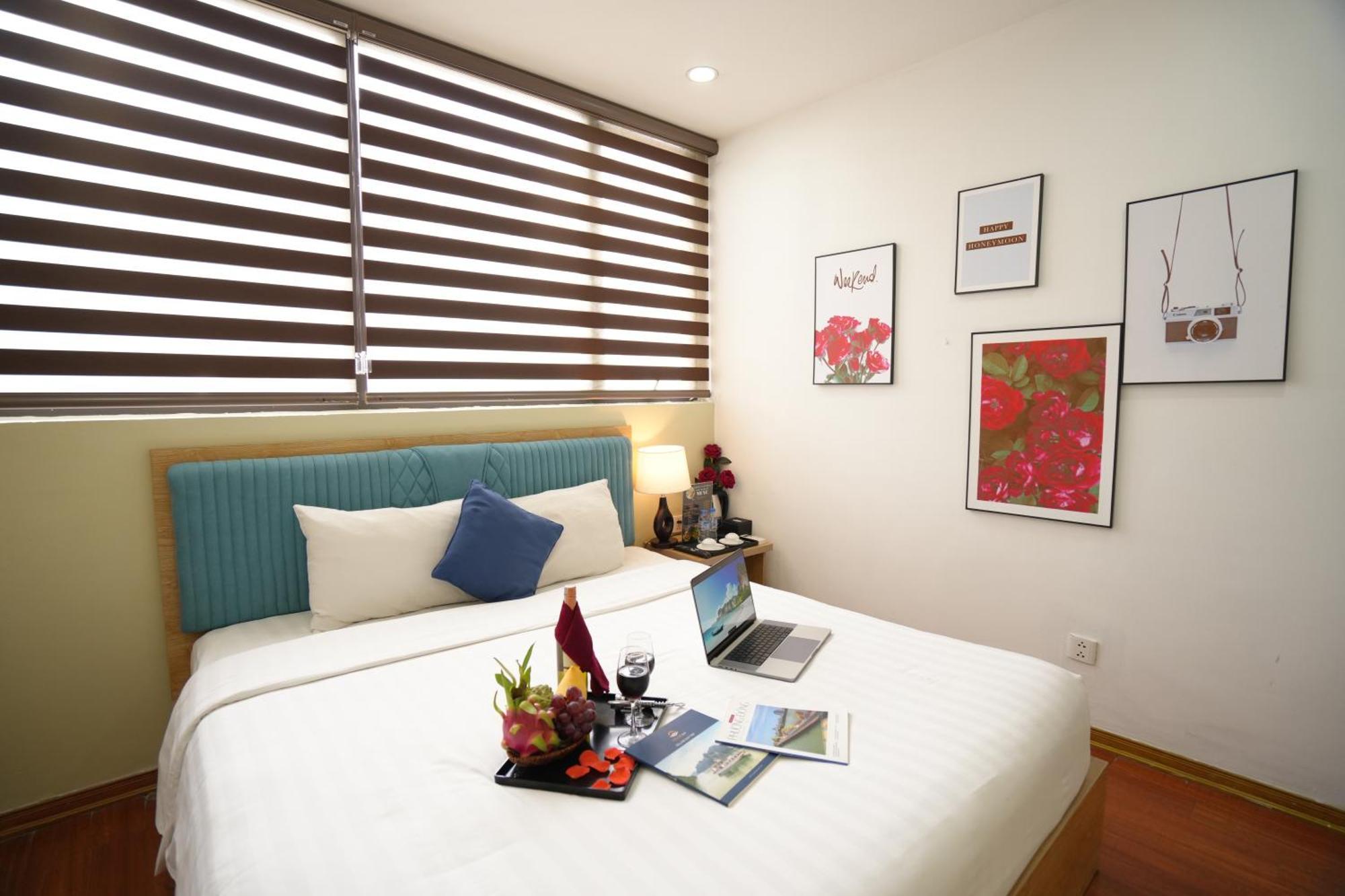 Hotel Valley &travel