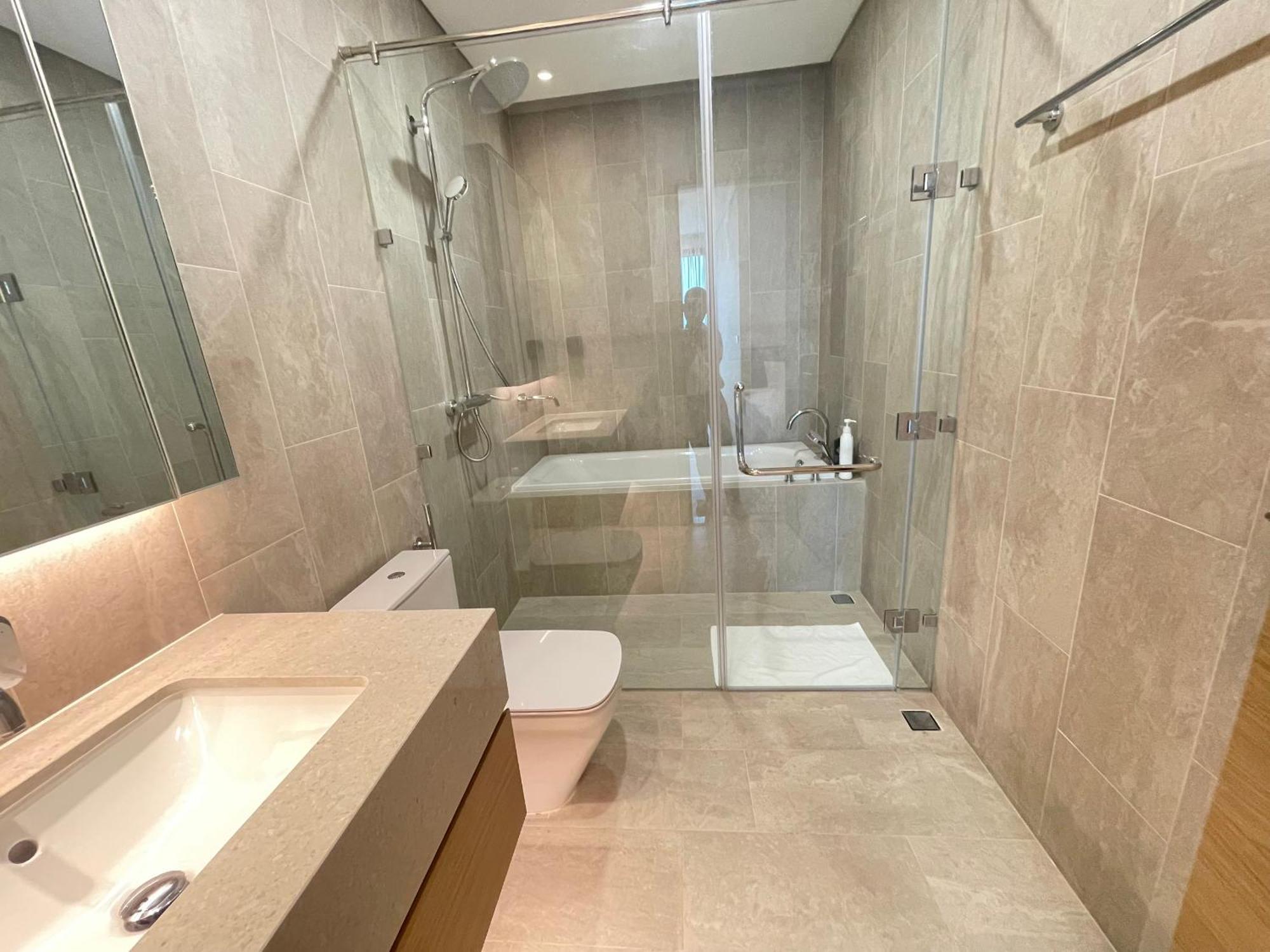 Apartamento Lancaster Luminaire - 1152 Lang Street