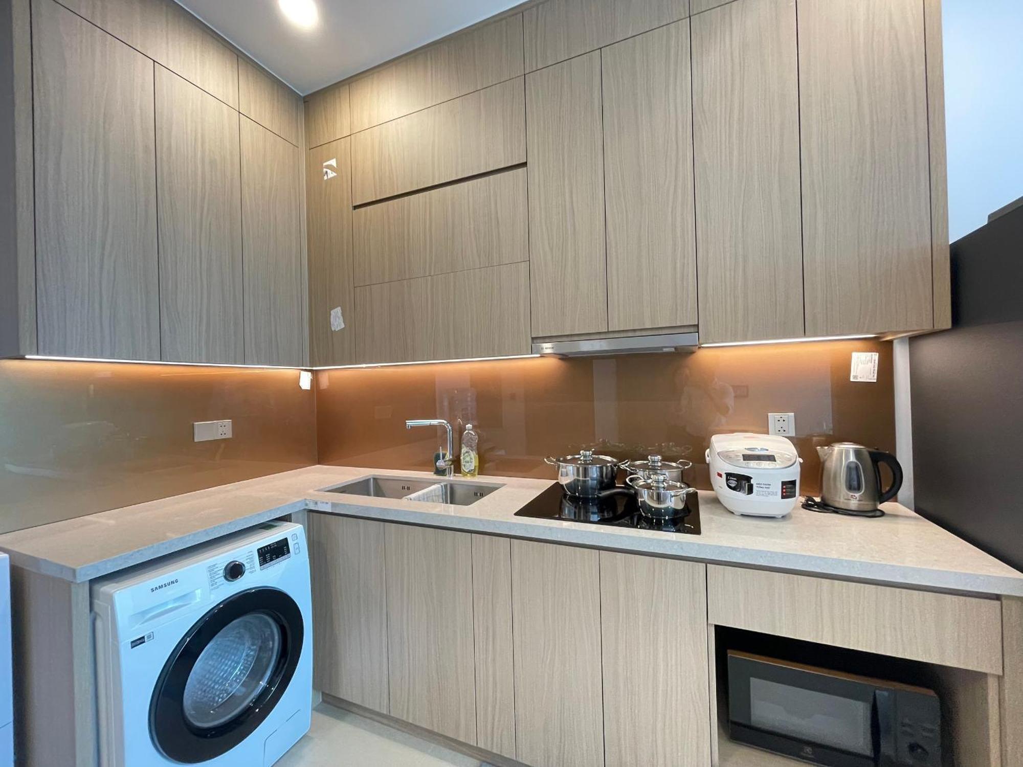 Lancaster Luminaire - 1152 Lang Street Apartment Hanoi