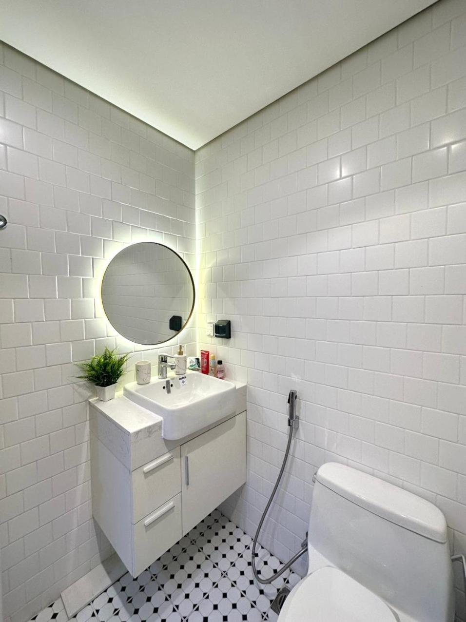 Apartment Lilyhome - Vinhomes D'capitale Services Hanoi