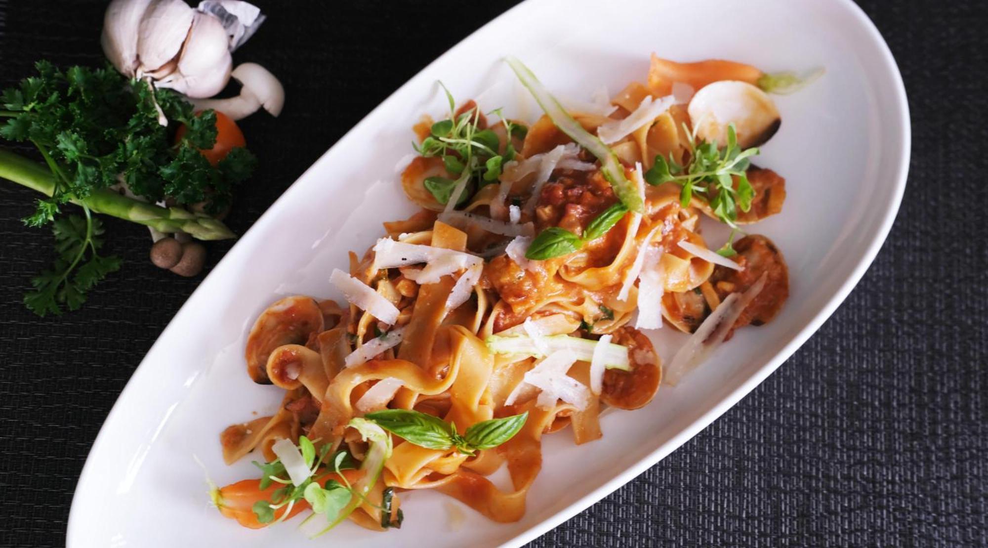 The Bloom Classic - And Bistro Hanoi