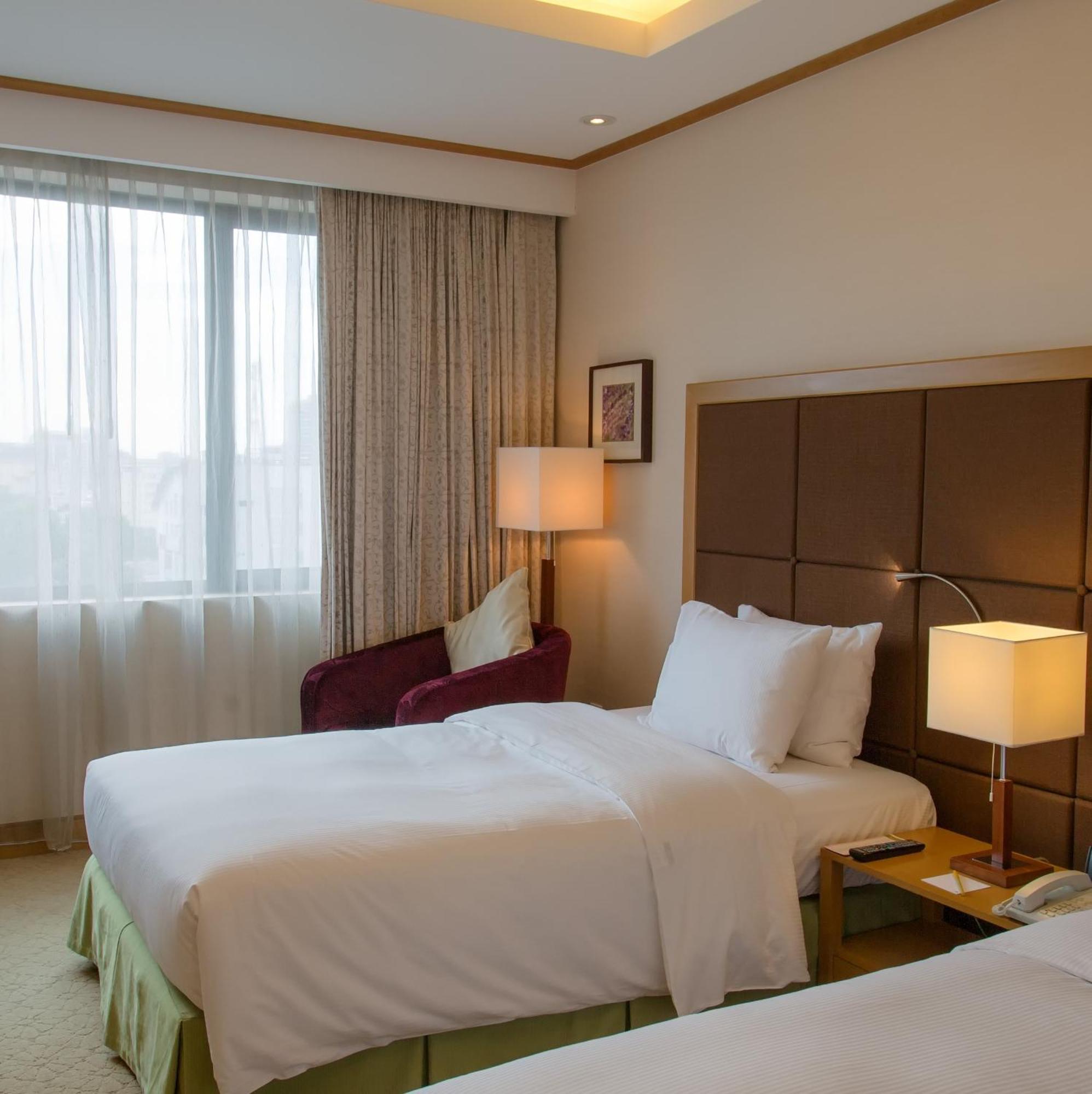 Hilton Garden Hotel 4*